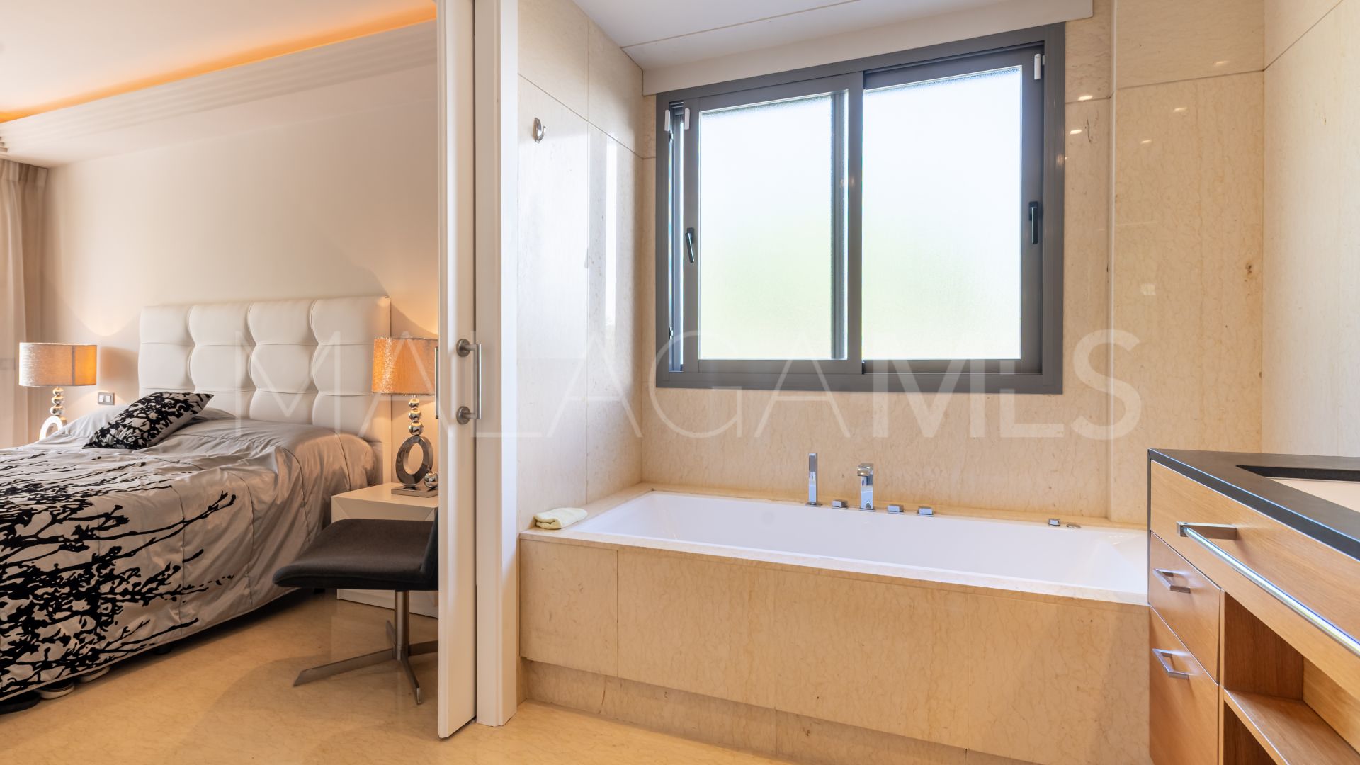 Wohnung for sale in Benahavis