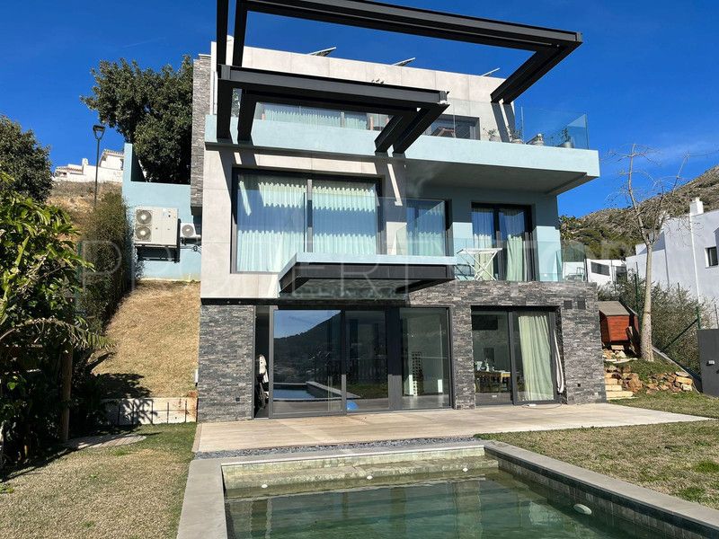 Villa for sale in Mijas with 5 bedrooms
