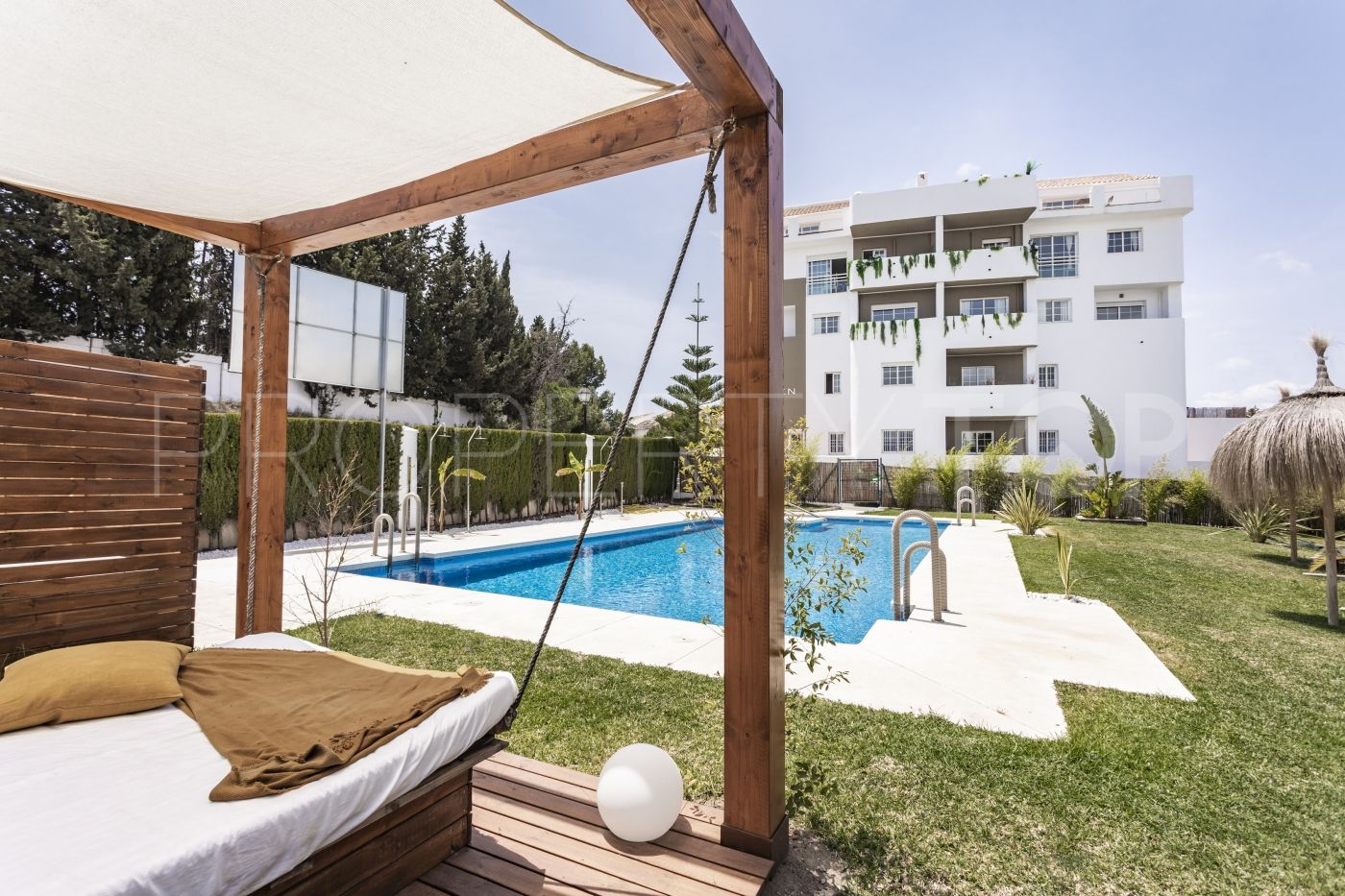 1 bedroom ground floor apartment for sale in Marbella - Puerto Banus