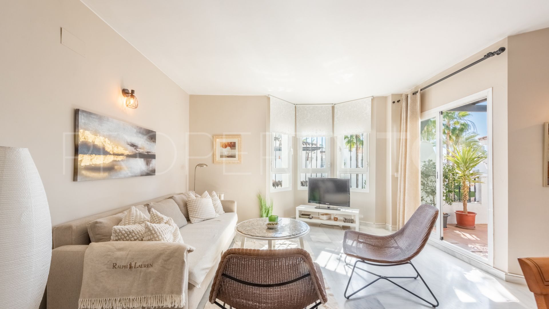 Duplex Penthouse in Los Naranjos de Marbella 2BR, 2BA, 117m², €439k