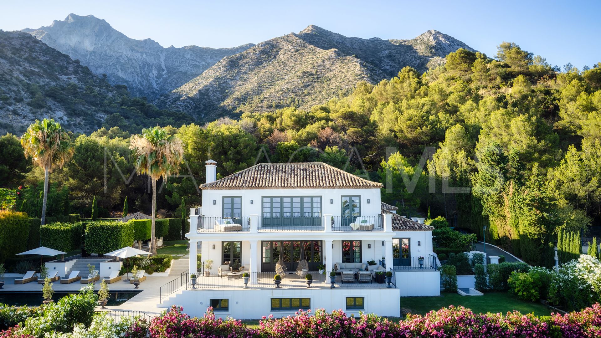 Villa for sale in Sierra Blanca