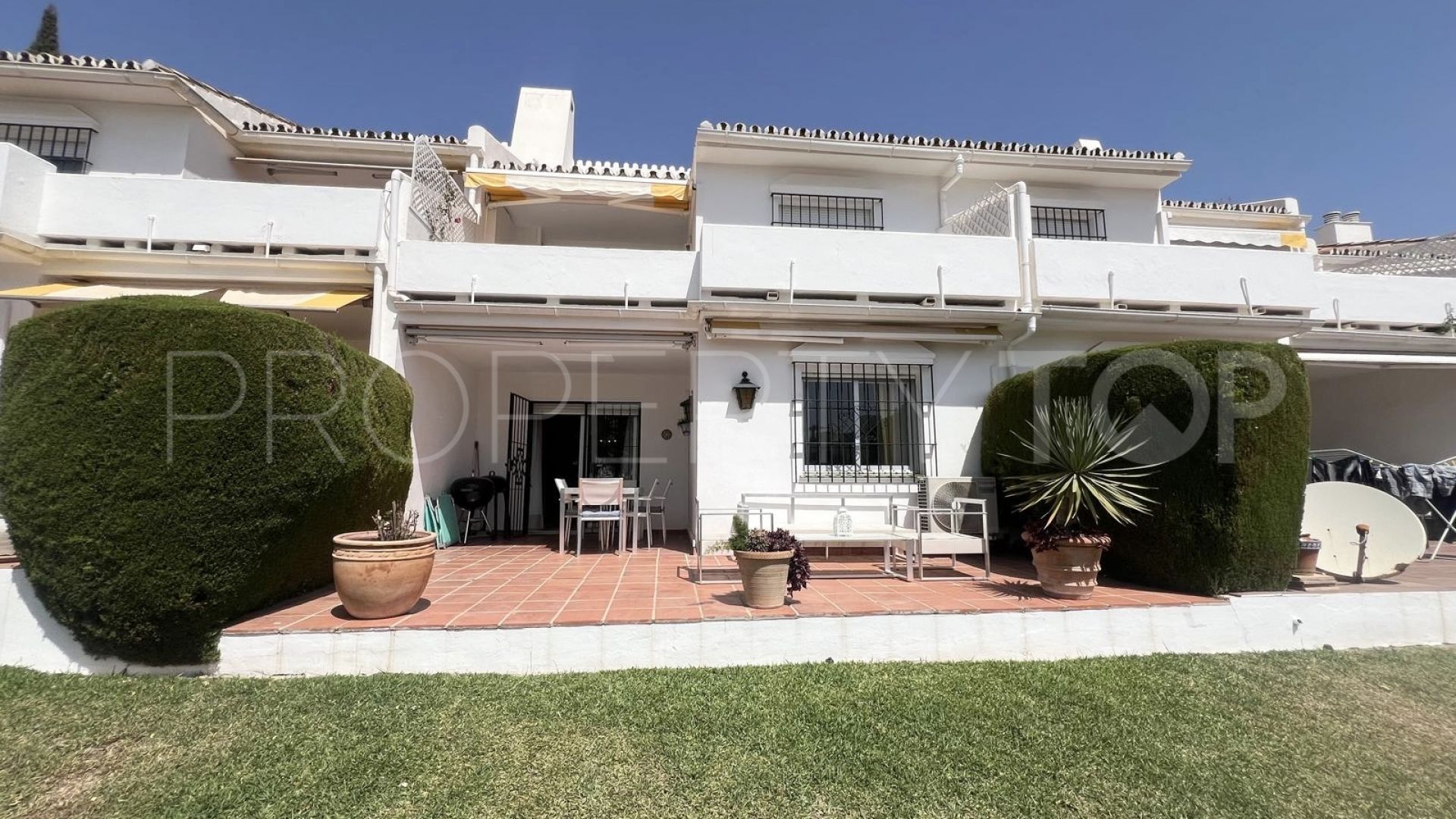 Buy apartment in Andalucia Garden Club with 2 bedrooms