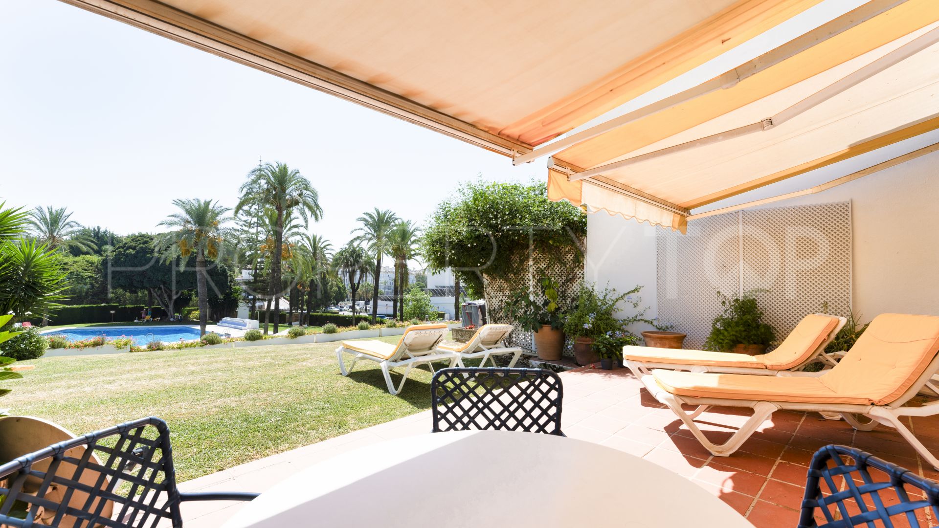 Se vende apartamento planta baja de 3 dormitorios en Andalucia Garden Club