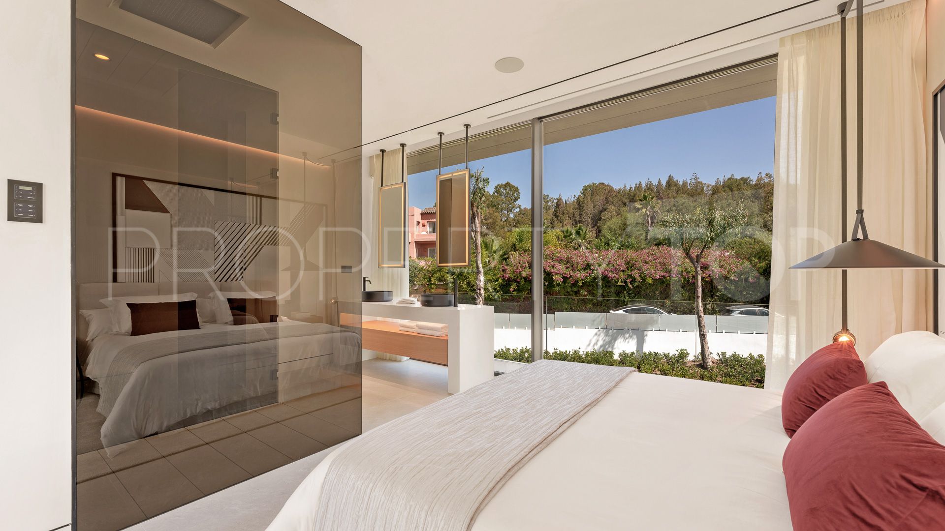 Golden Mile 4 bedrooms villa for sale