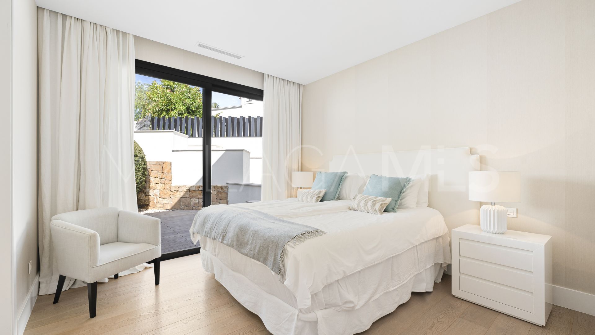 Villa for sale in Los Naranjos Golf