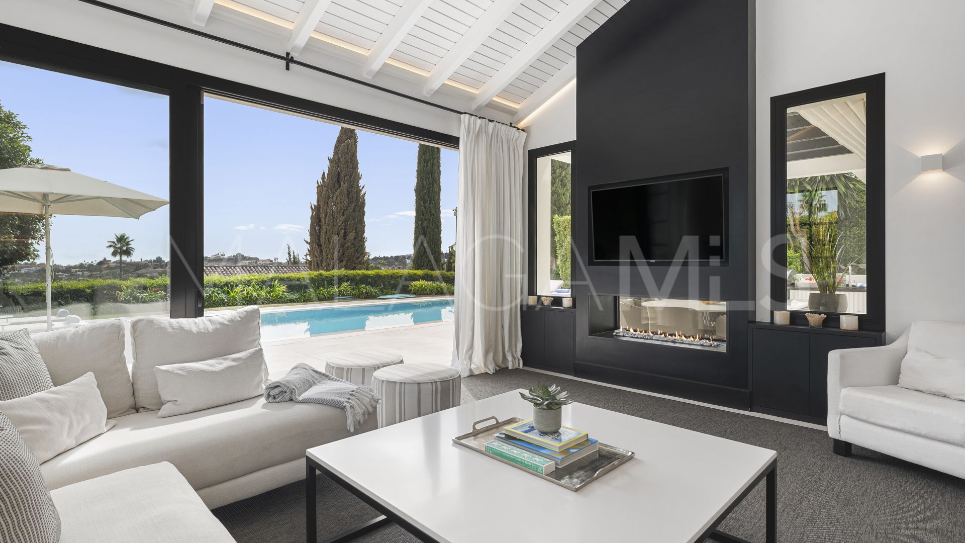 Villa for sale in Los Naranjos Golf