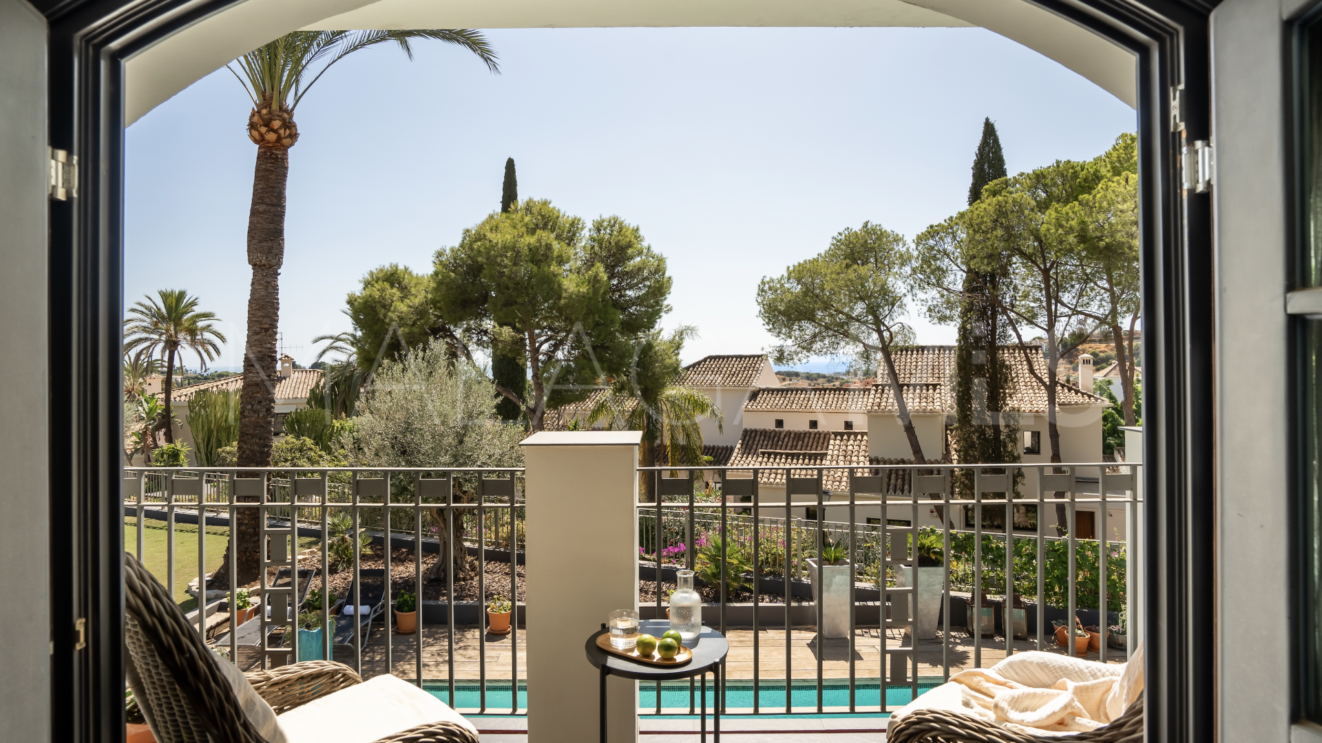 Villa for sale in Paraiso Alto