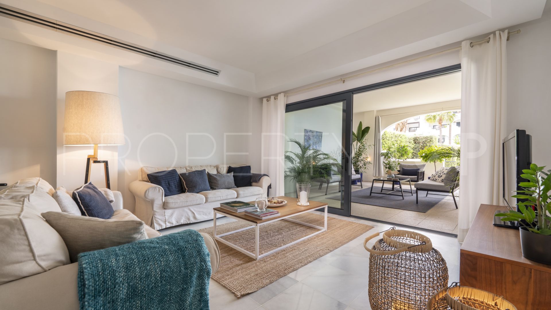 Buy ground floor apartment with 3 bedrooms in El Polo de Sotogrande