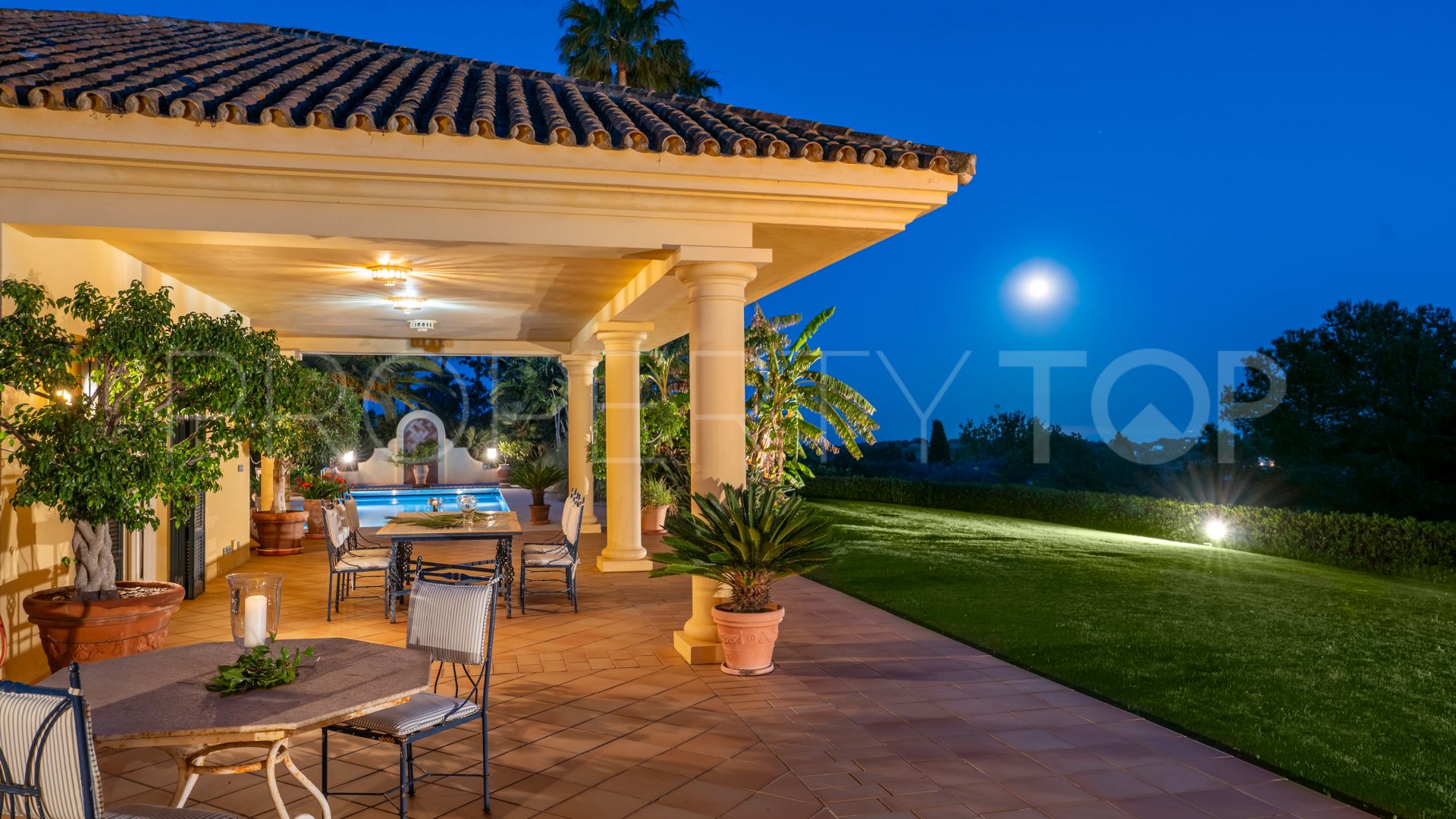 For sale Sotogrande Alto Central villa with 5 bedrooms