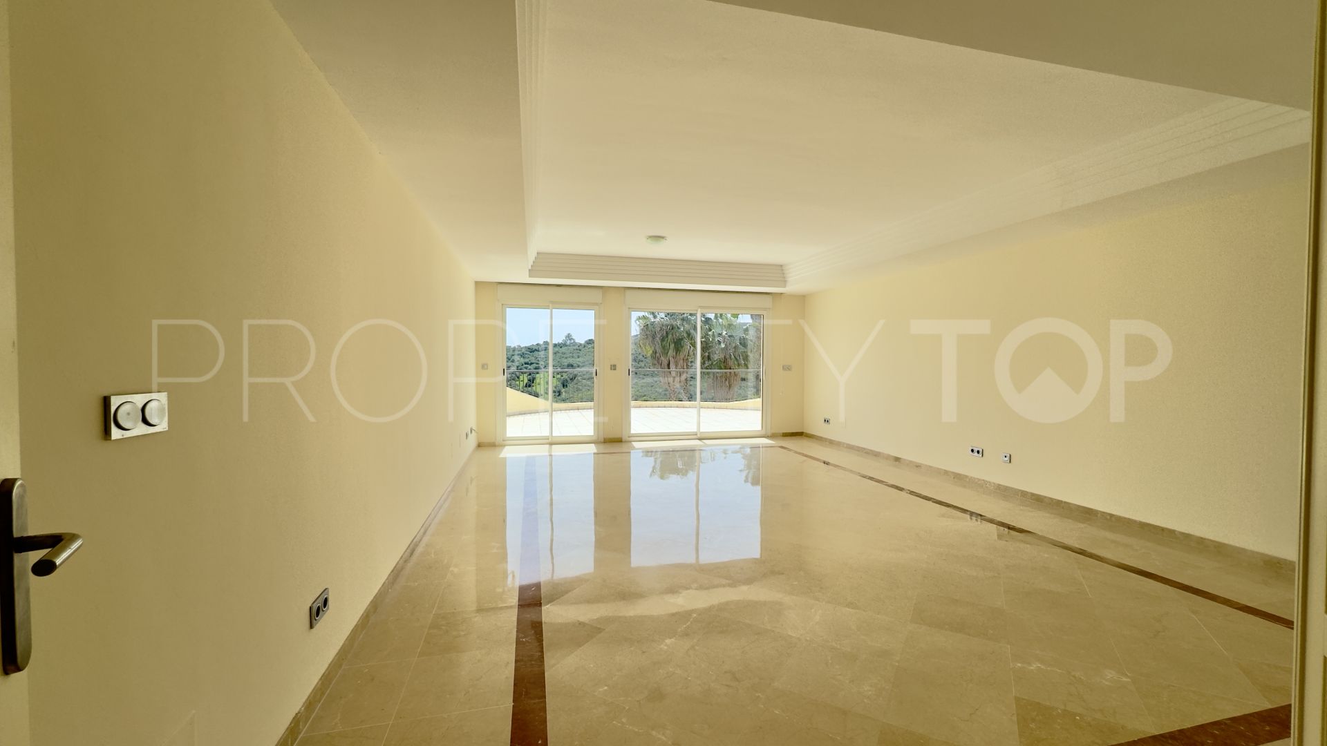 Apartment for sale in San Roque Club