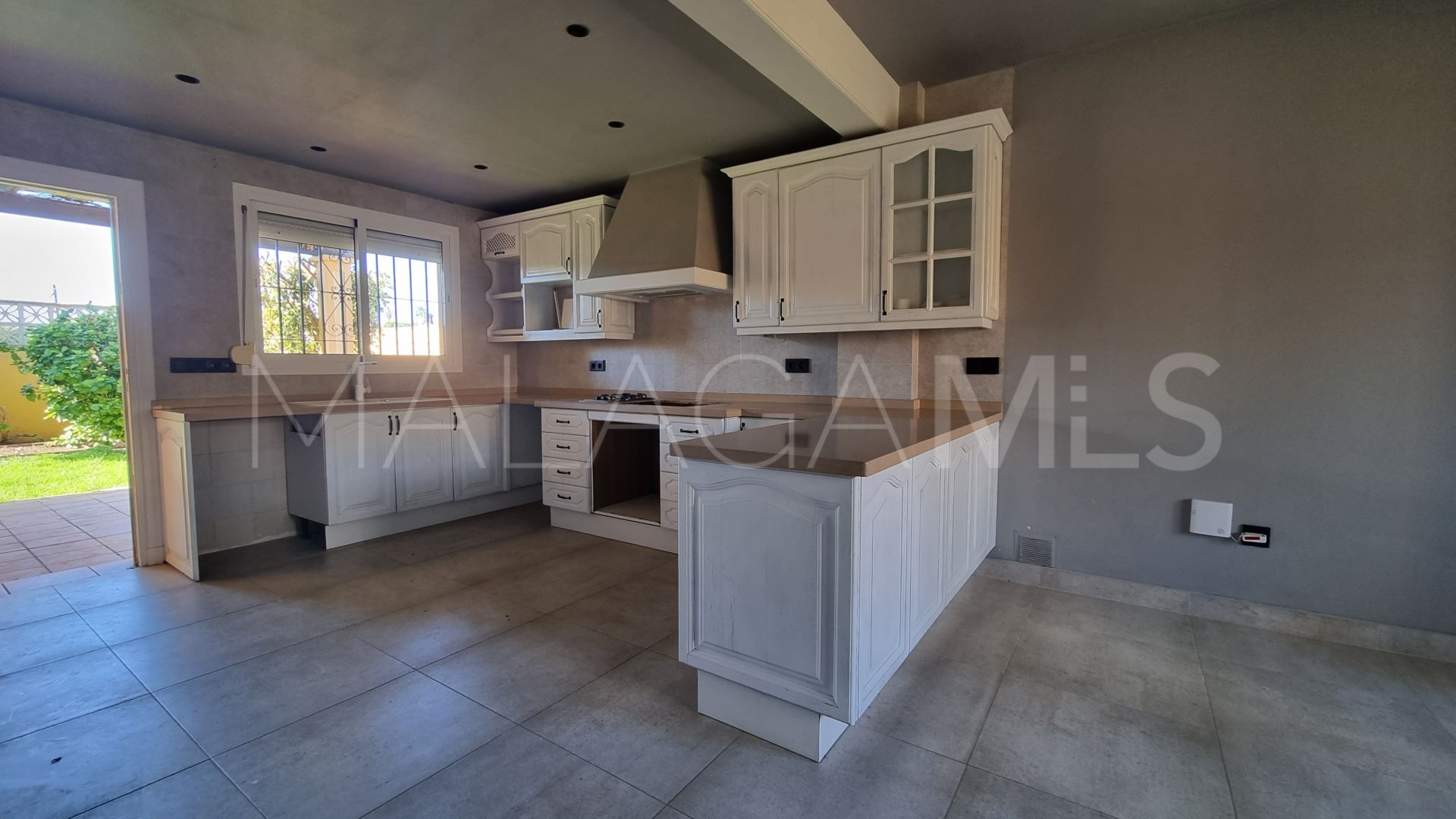 Villa for sale in Linda Vista Baja