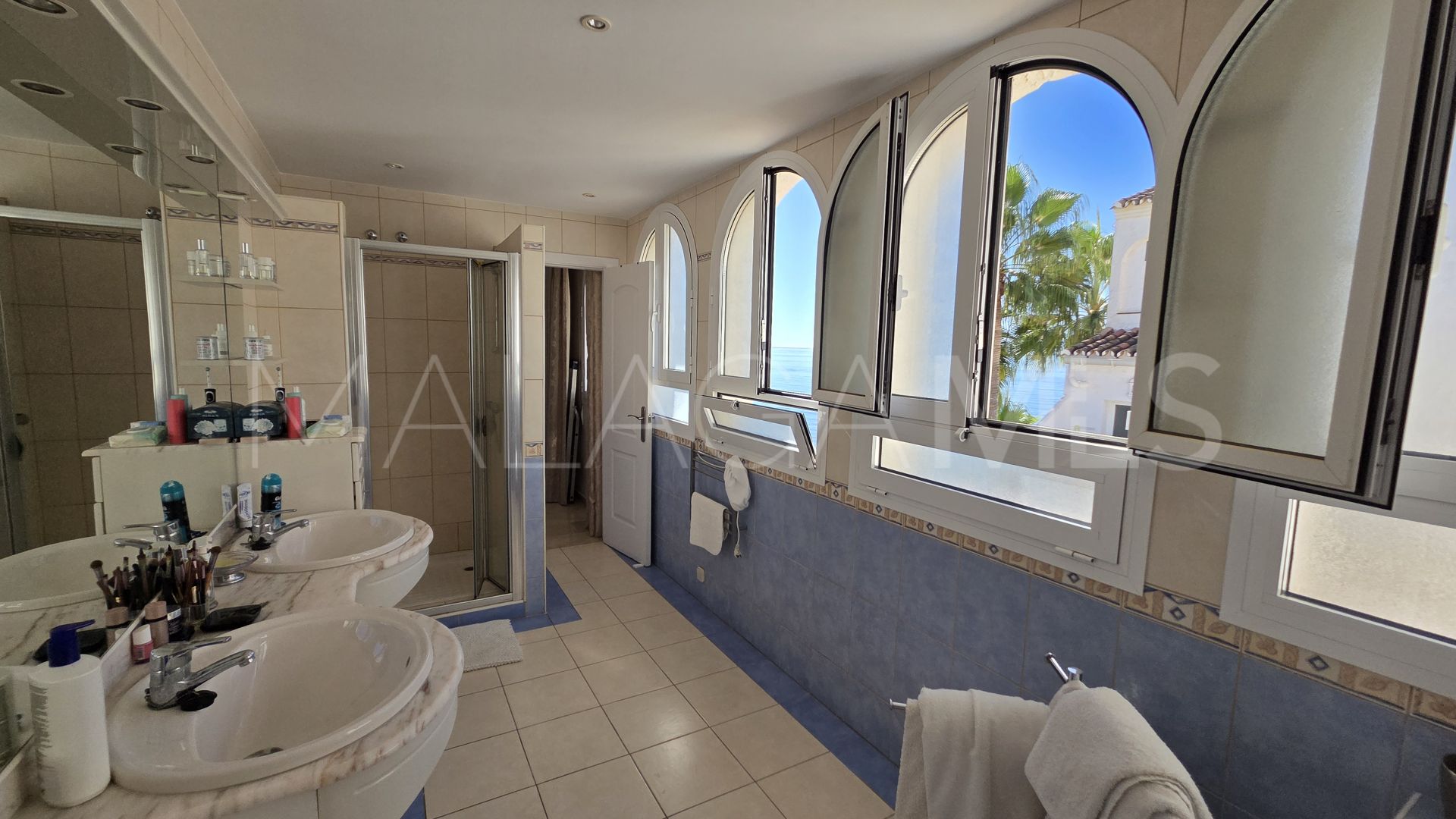 Duplex penthouse for sale in Playa Real