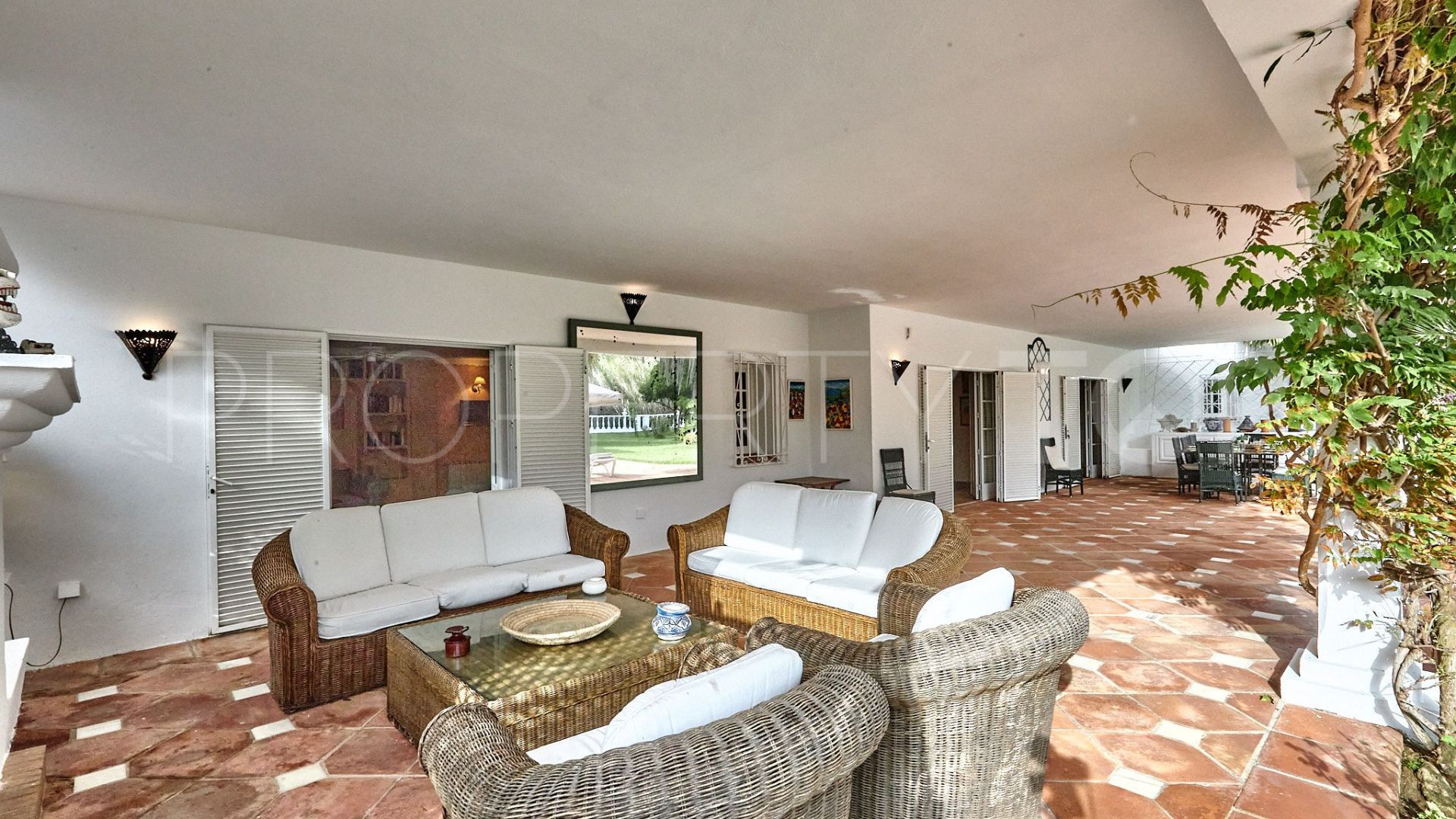 Casasola villa for sale