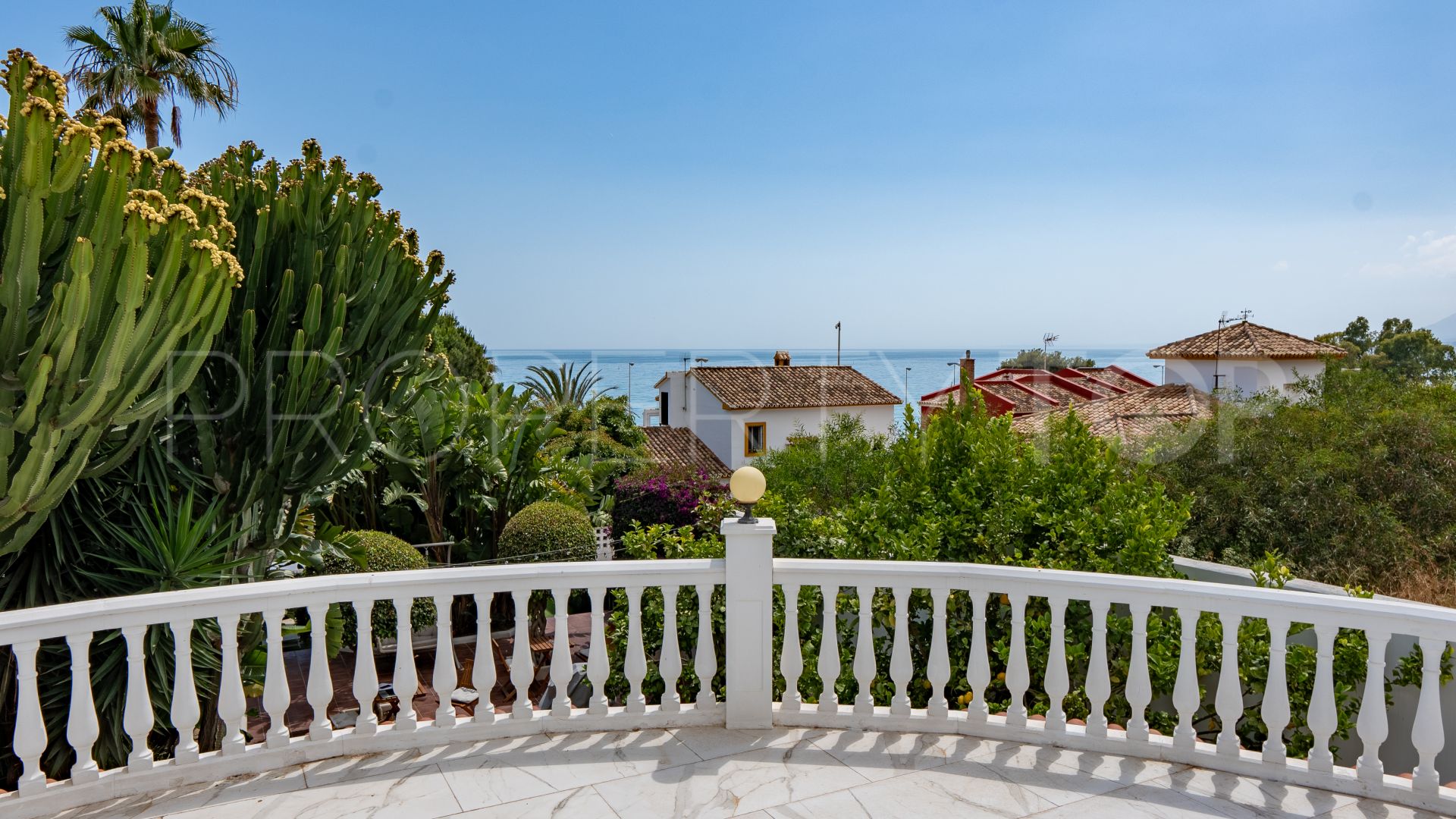 Buy El Real Panorama 6 bedrooms villa