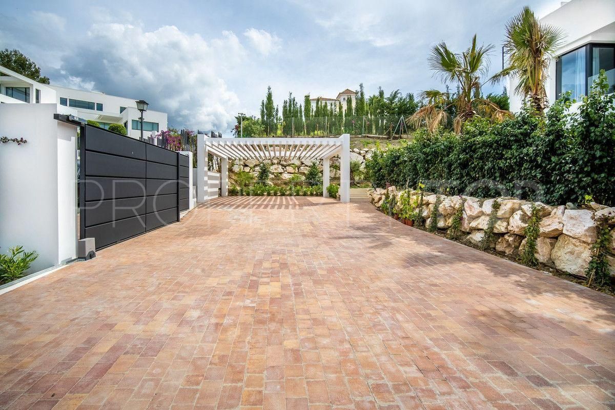 Se vende villa en Nueva Andalucia