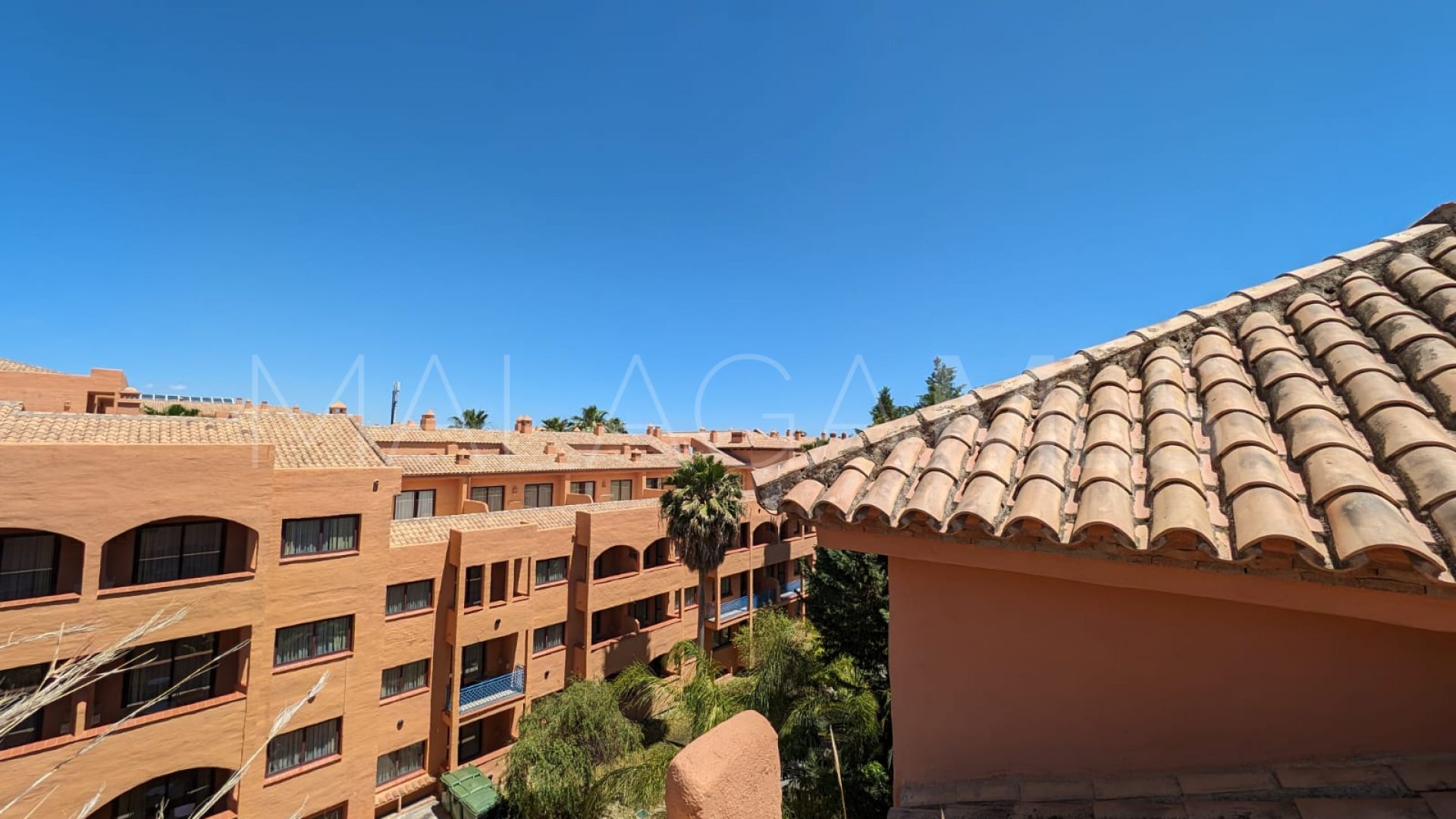 Duplex penthouse for sale in Jardines de Albaicín with 2 bedrooms