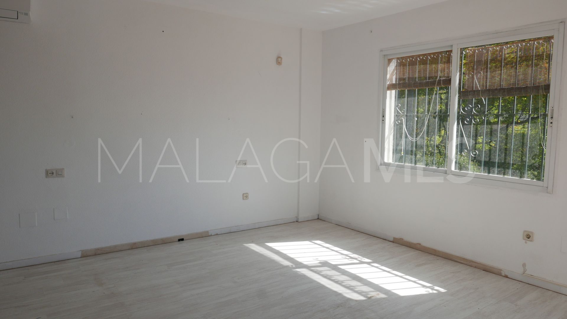 Villa for sale in Los Naranjos Hills