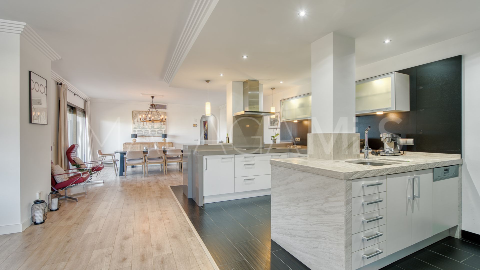 Takvåning for sale in Atalaya Golf