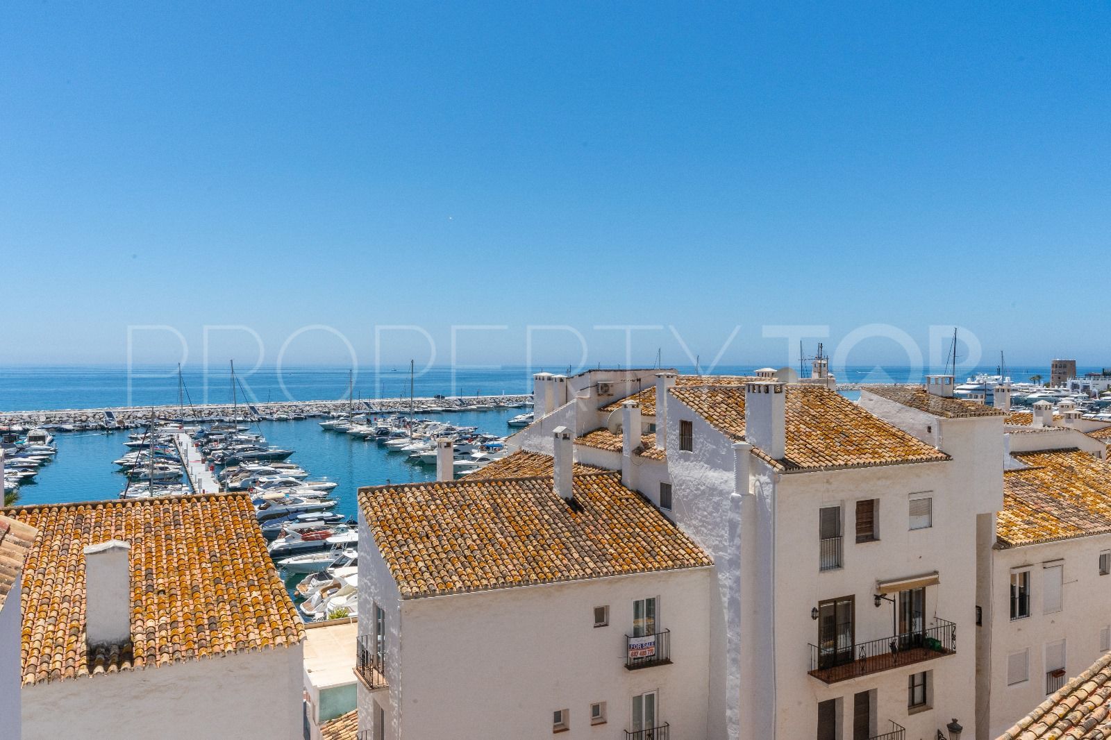 For sale apartment with 2 bedrooms in Marbella - Puerto Banus