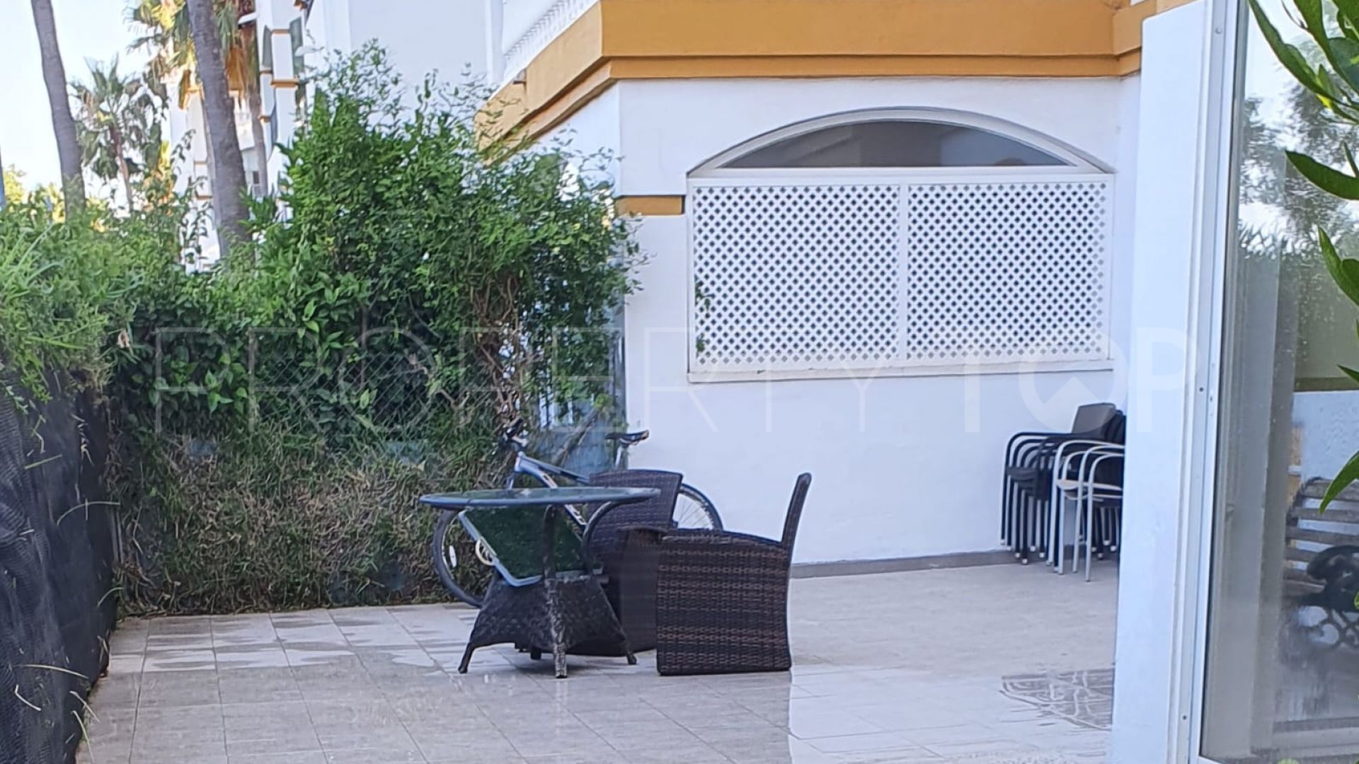 Buy 3 bedrooms ground floor apartment in La Dama de Noche