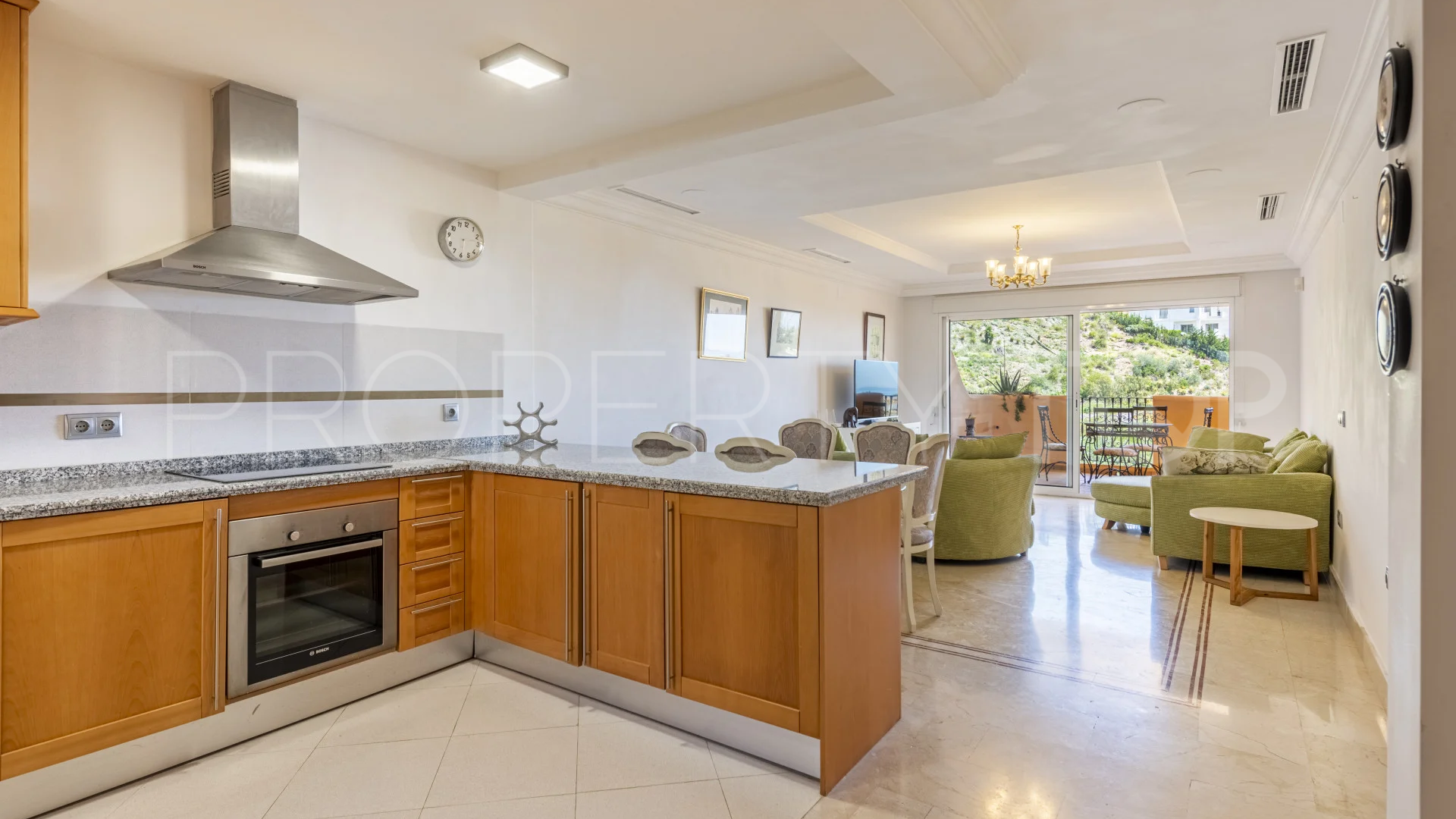 Apartment for sale in Aloha Hill Club