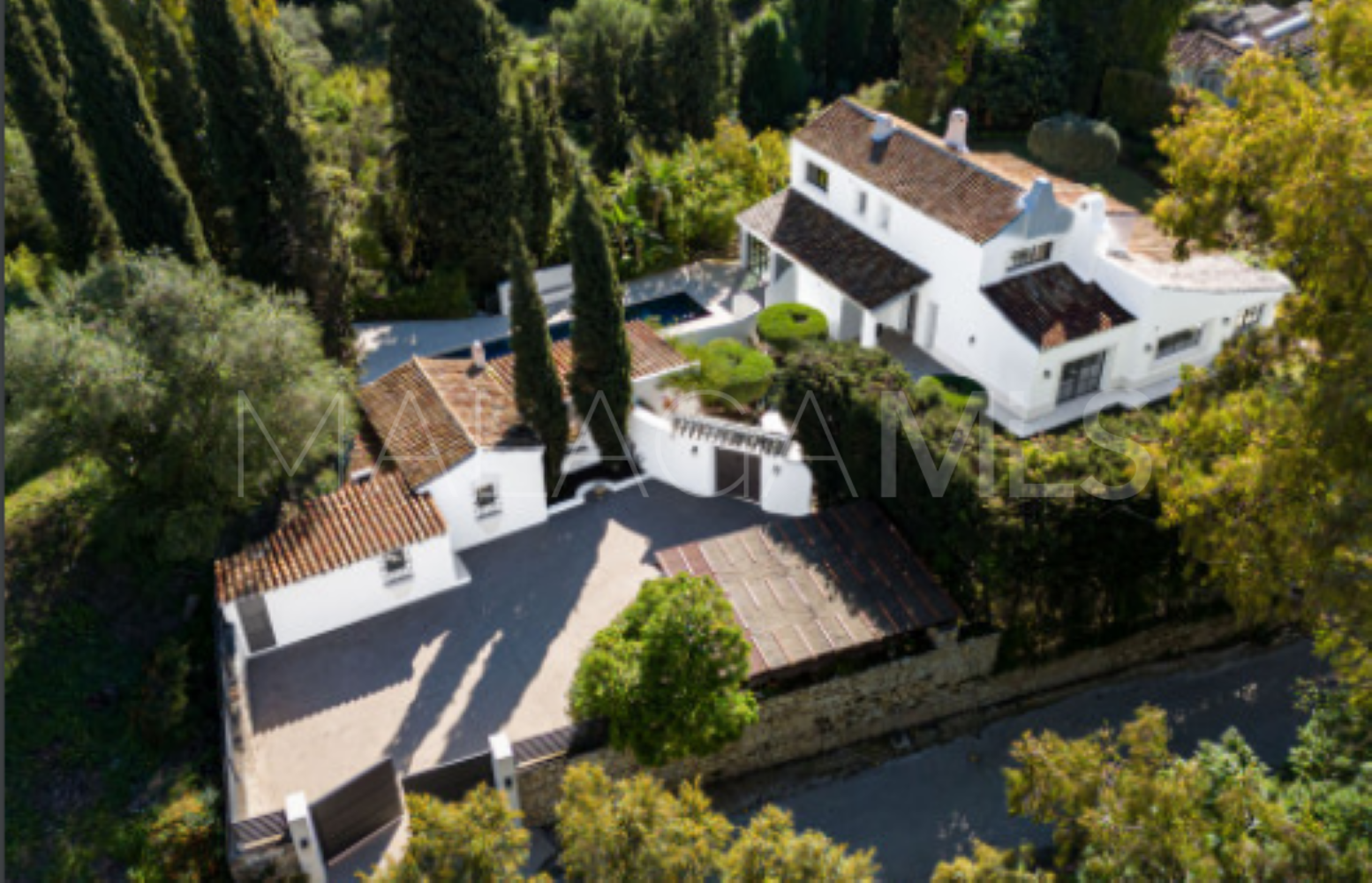 Villa for sale in Benahavis Hills Country Club