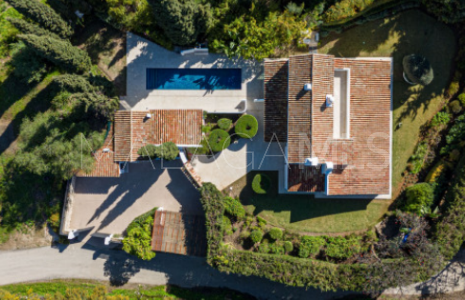 Villa for sale in Benahavis Hills Country Club