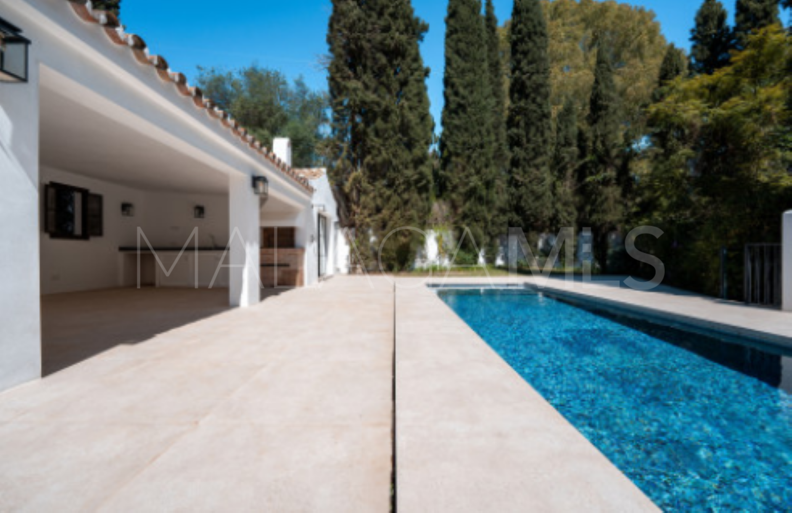 Villa for sale in Benahavis Hills Country Club