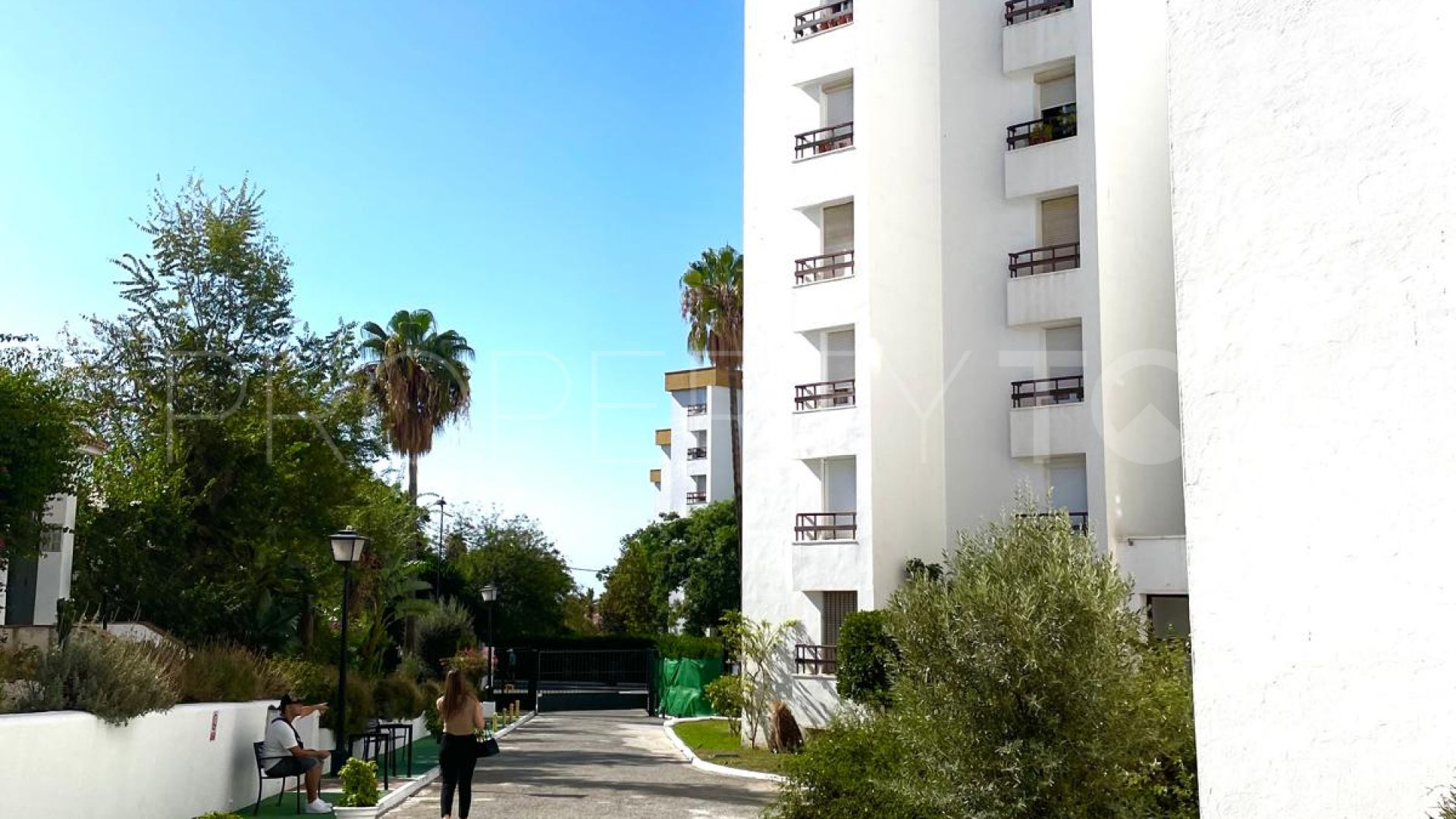 Apartment for sale in Nueva Andalucia