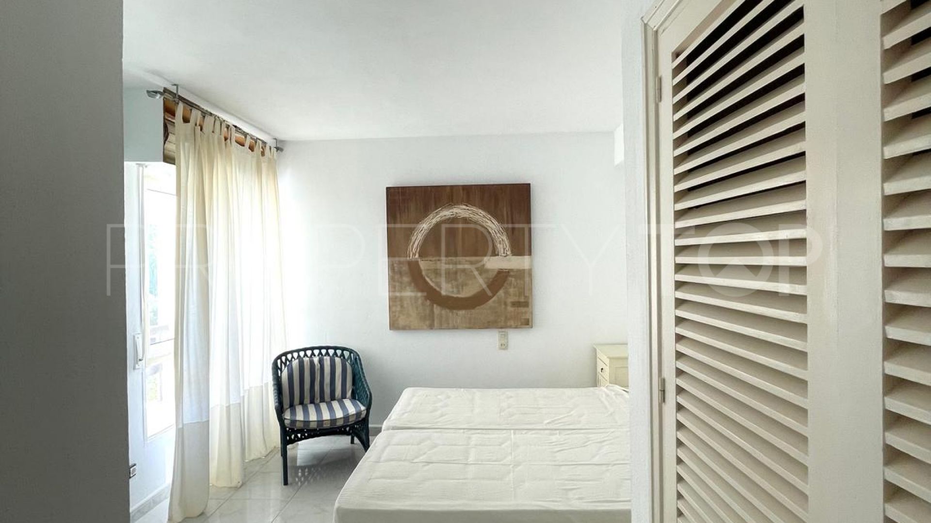 Apartment for sale in Nueva Andalucia