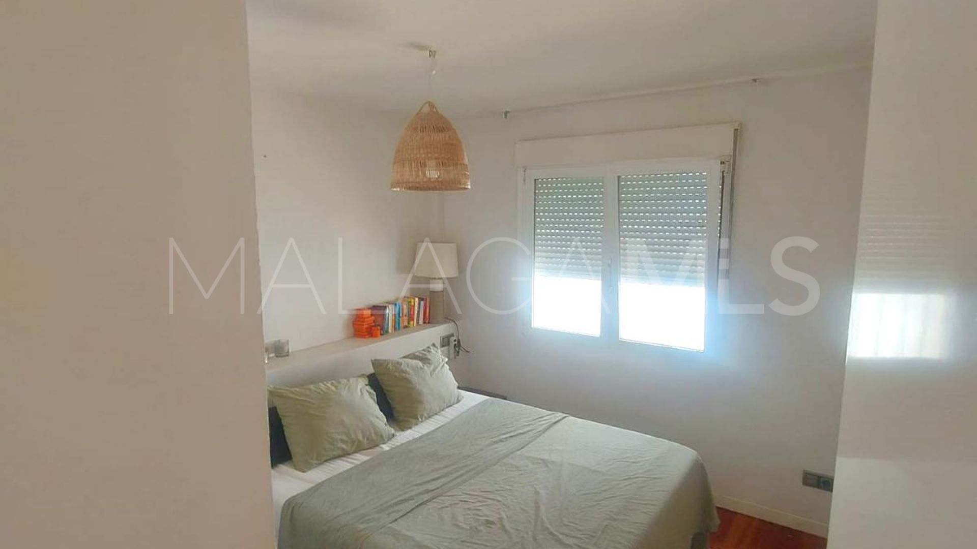 Buy Nueva Andalucia 2 bedrooms apartment