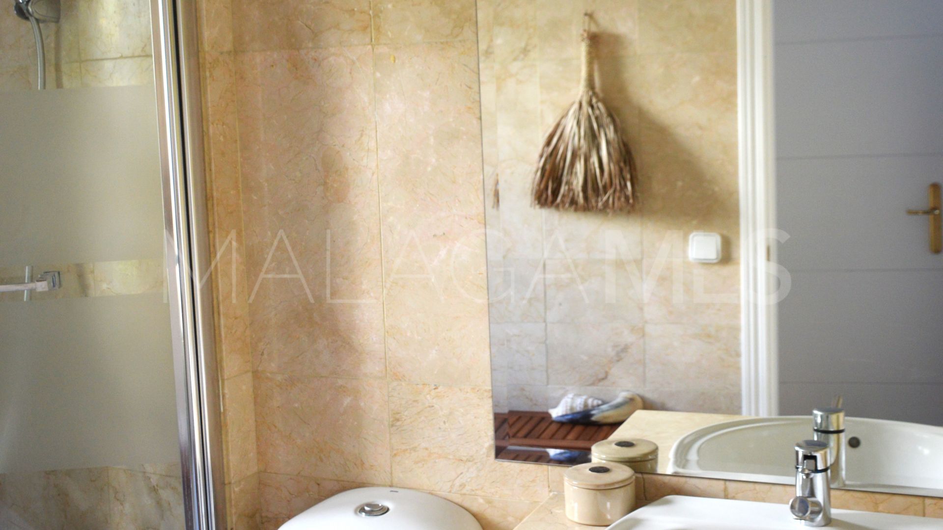 Apartamento planta baja for sale de 1 bedroom in Las Lomas del Marbella Club