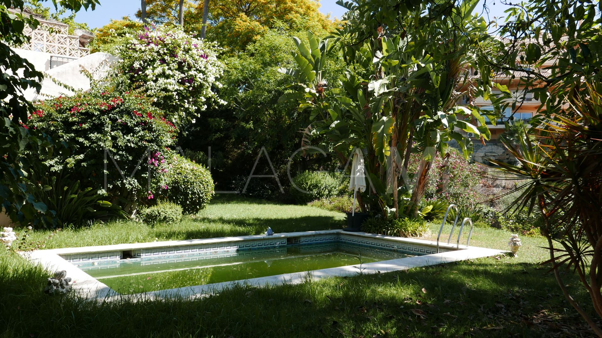 Villa for sale in Los Naranjos Hills