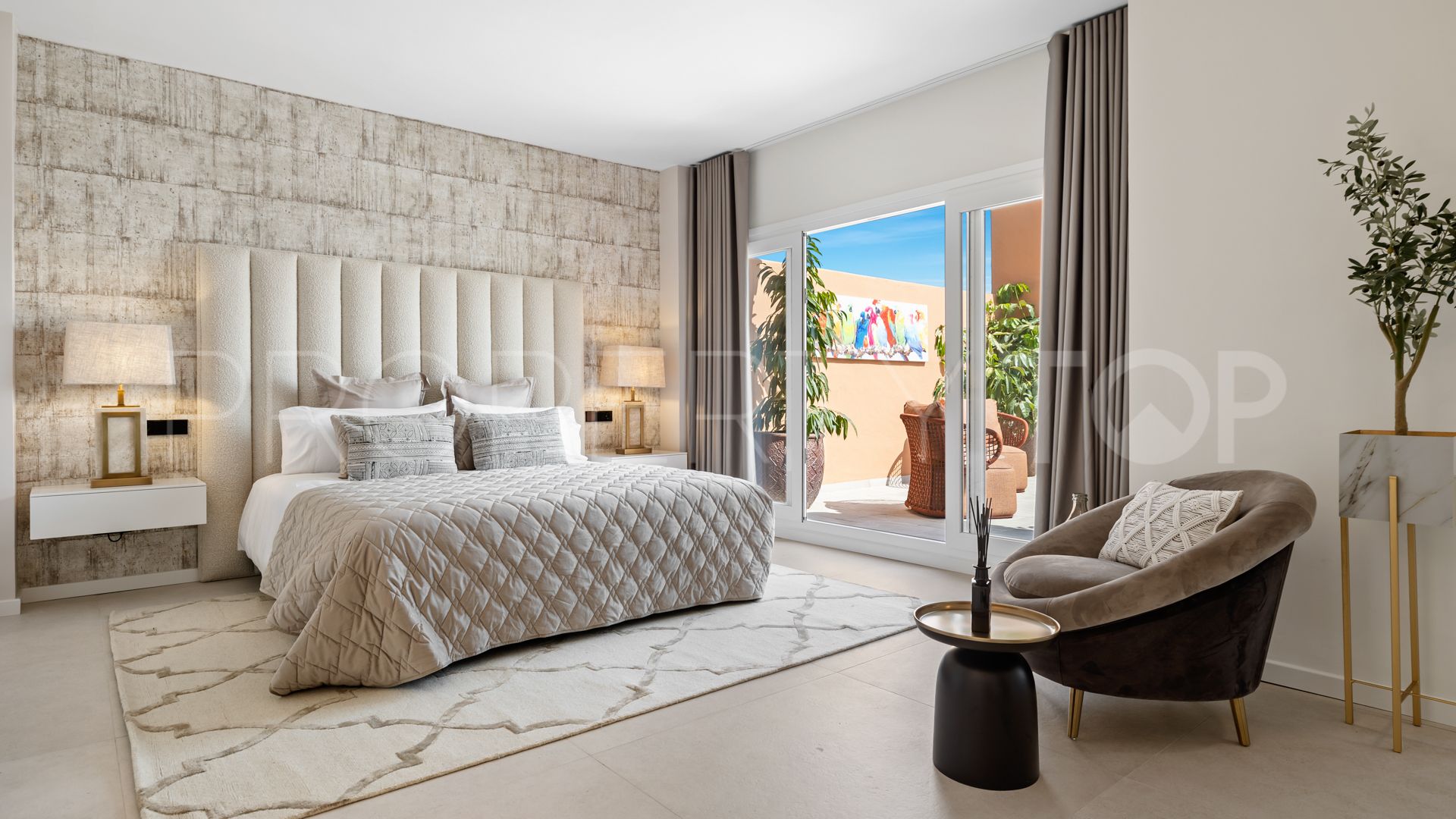 Nueva Andalucia 3 bedrooms duplex penthouse for sale
