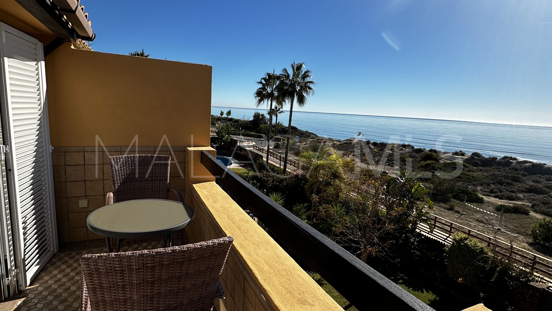 Buy adosado with 5 bedrooms in Bahia de Marbella