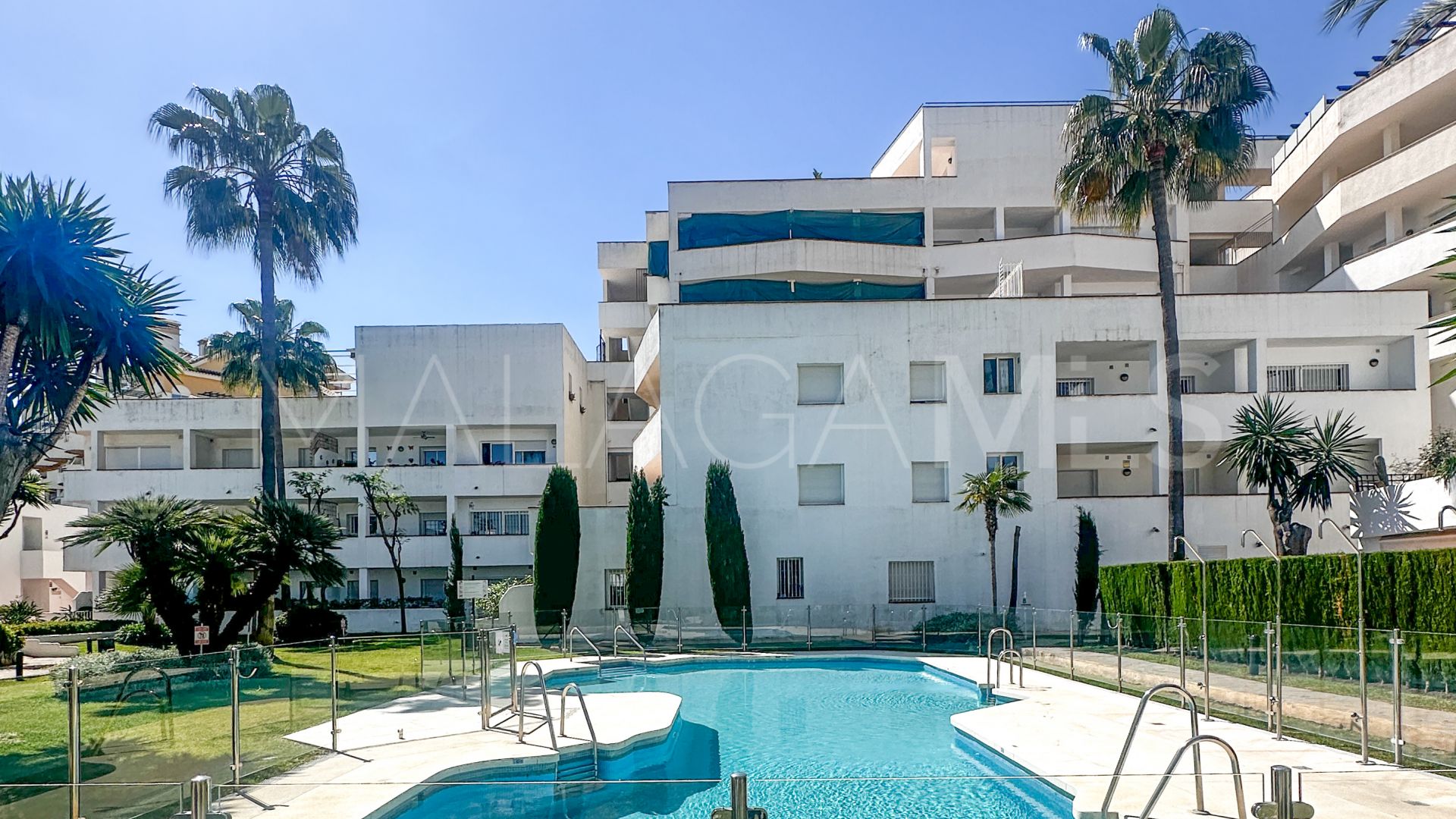 For sale apartment in Jardines de Andalucia with 2 bedrooms