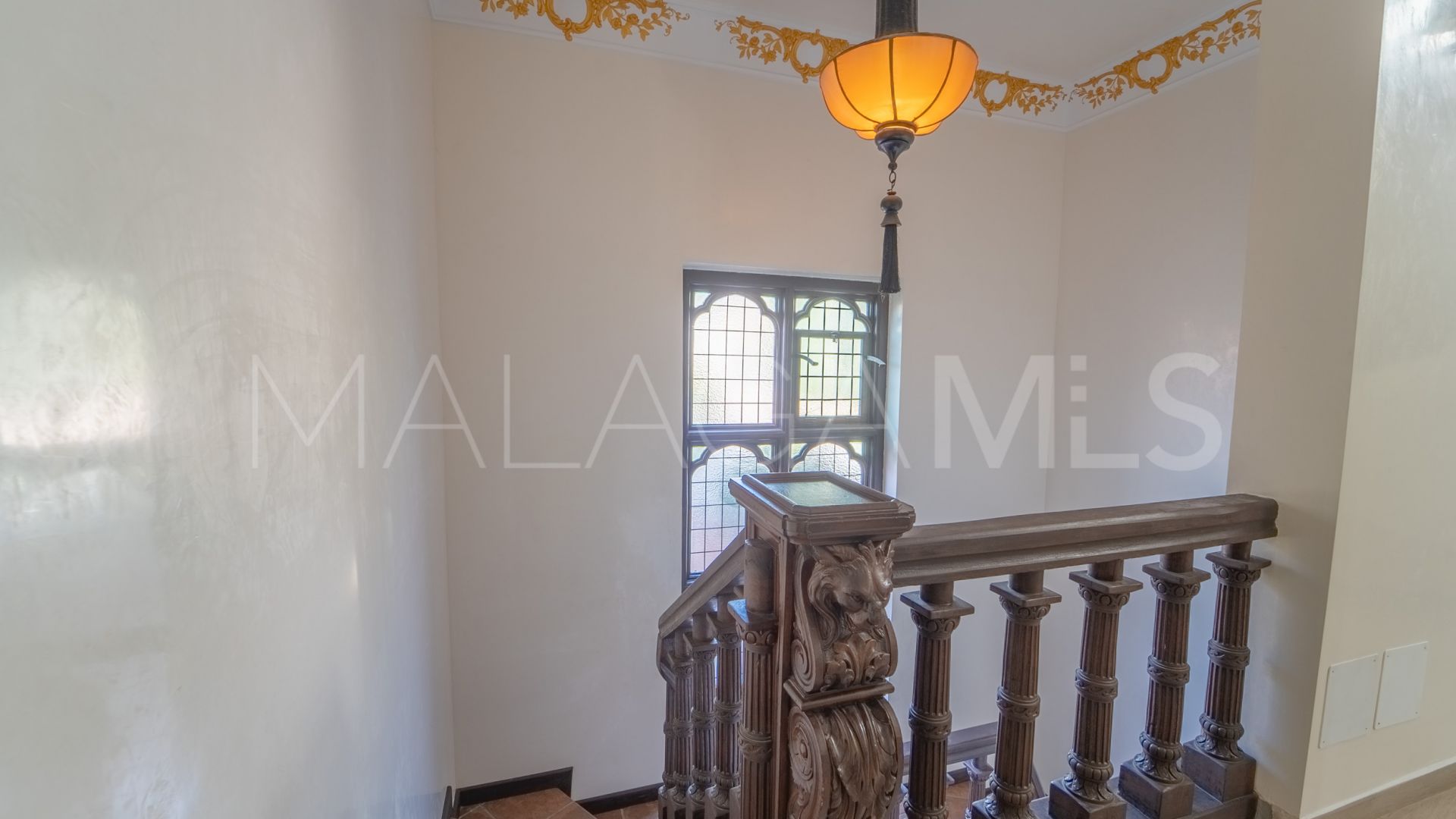 Villa de 9 bedrooms a la venta in Benalmadena