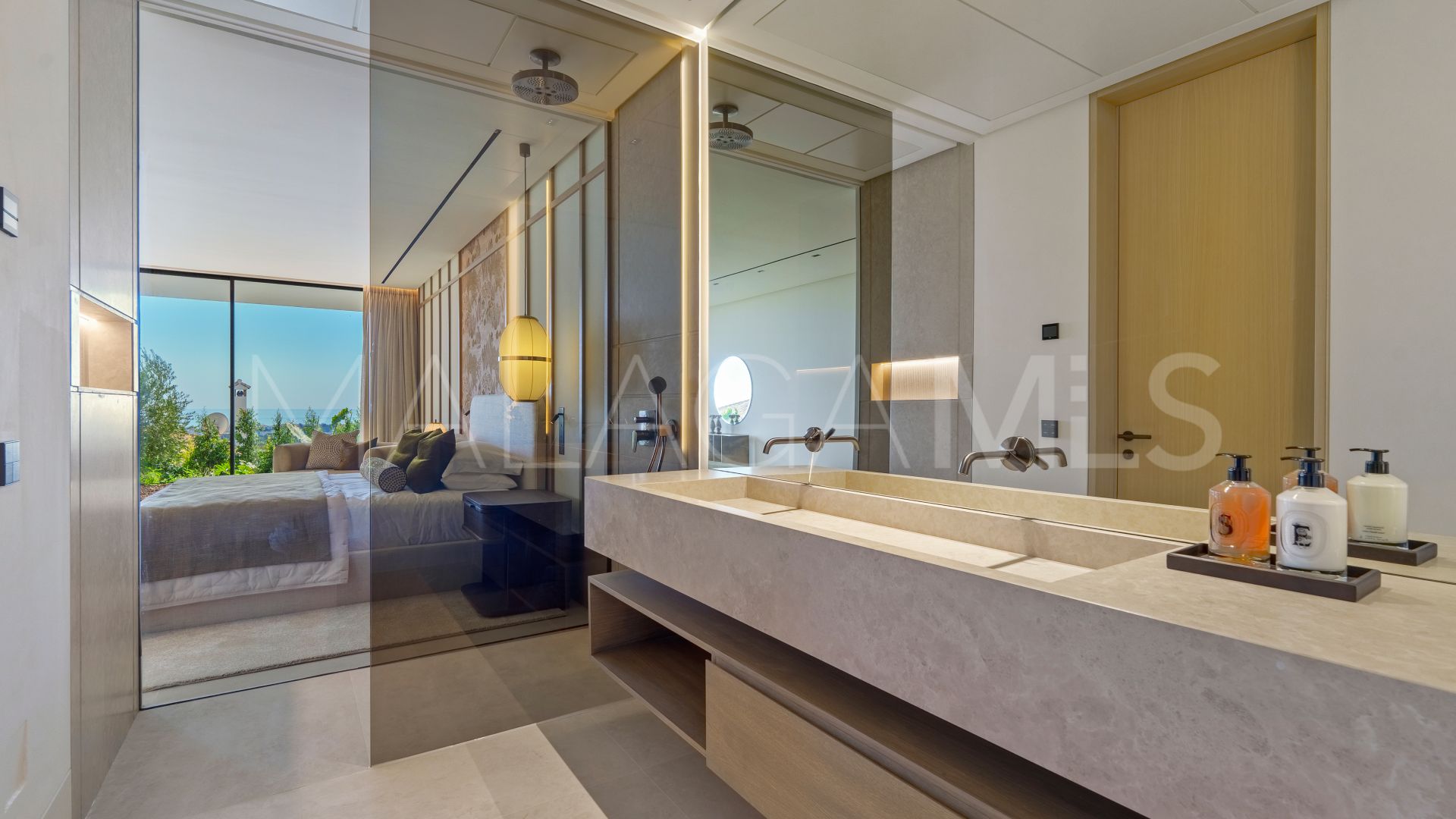 Villa for sale in Marbella Ciudad de 8 bedrooms