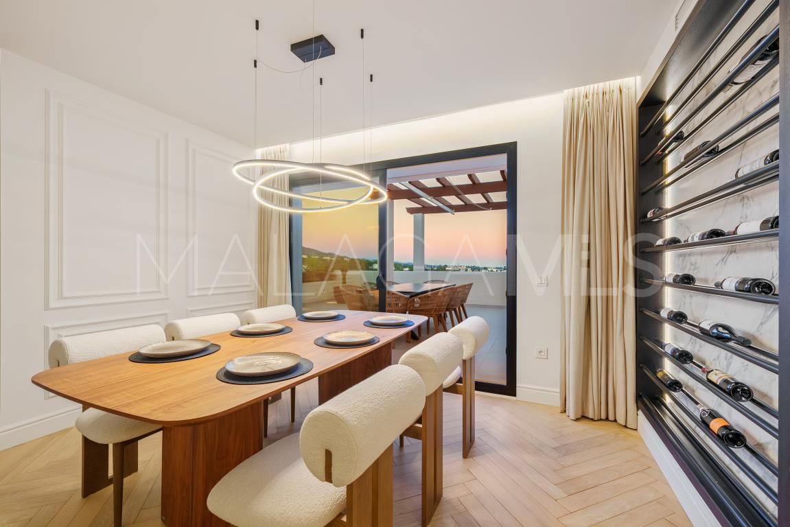 Tvåvånings takvåning for sale in Nueva Andalucia