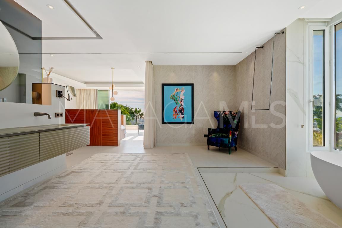 Villa for sale in Puerto del Almendro