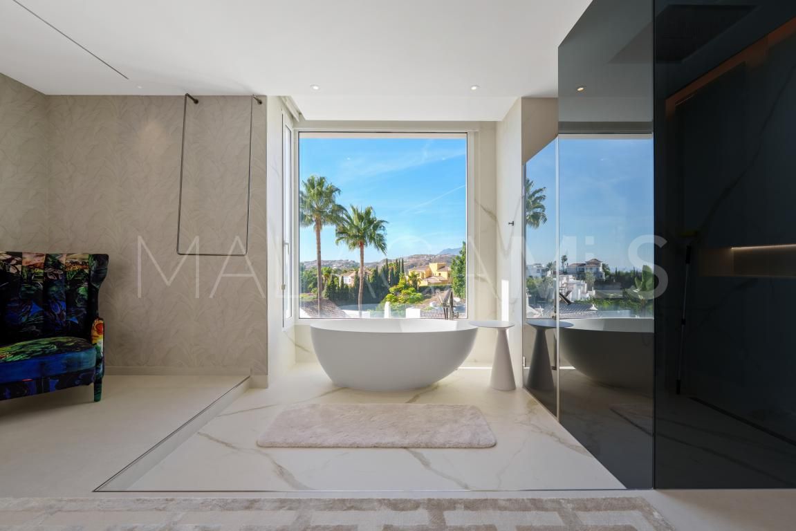 Villa for sale in Puerto del Almendro