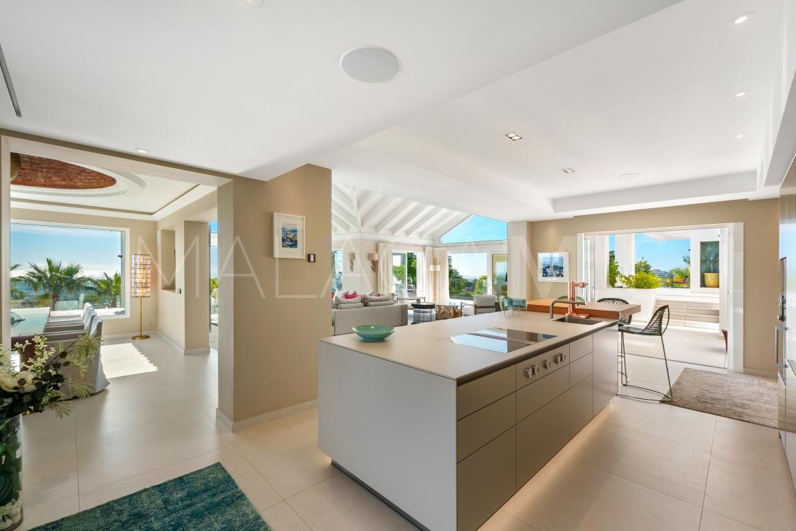 Villa for sale in Puerto del Almendro