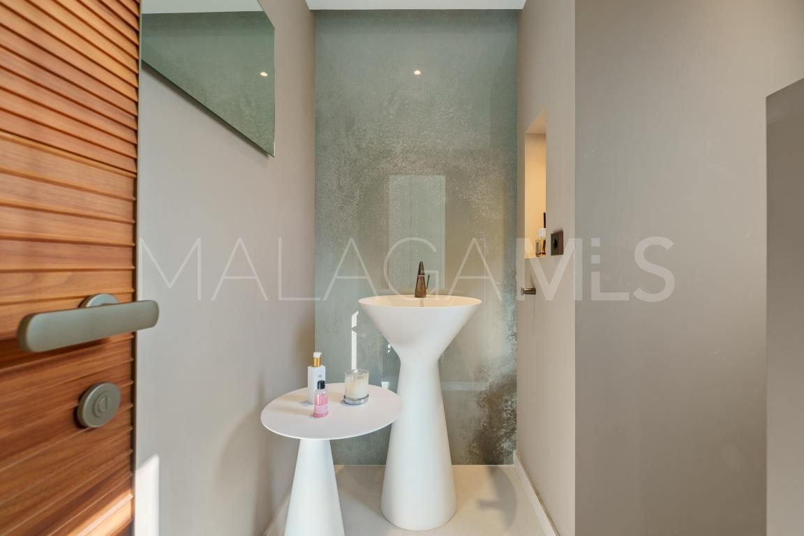 Villa for sale in Puerto del Almendro