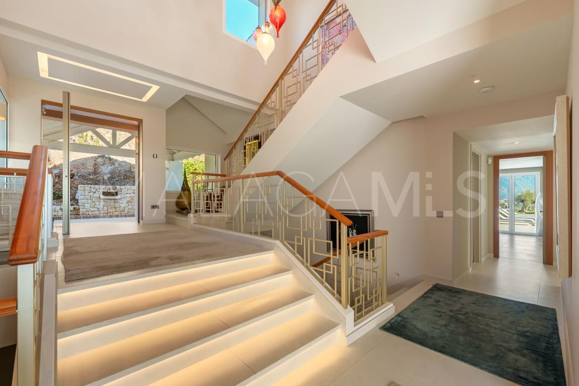 Villa for sale in Puerto del Almendro