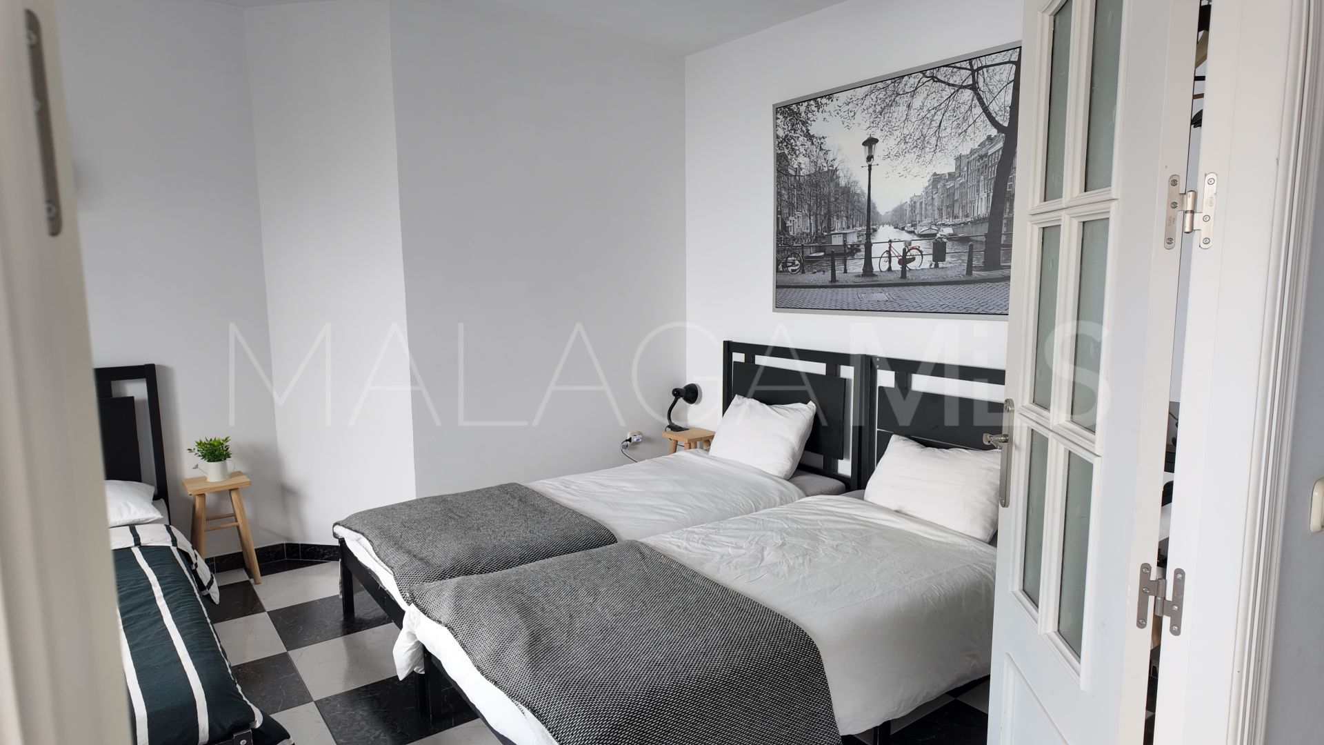 Fuengirola, adosado a la venta de 9 bedrooms