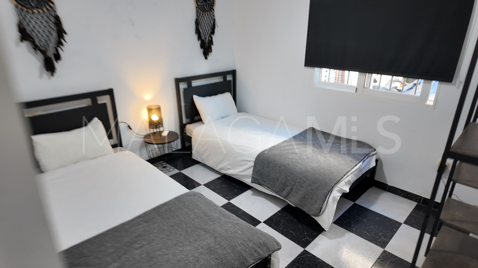 Fuengirola, adosado a la venta de 9 bedrooms