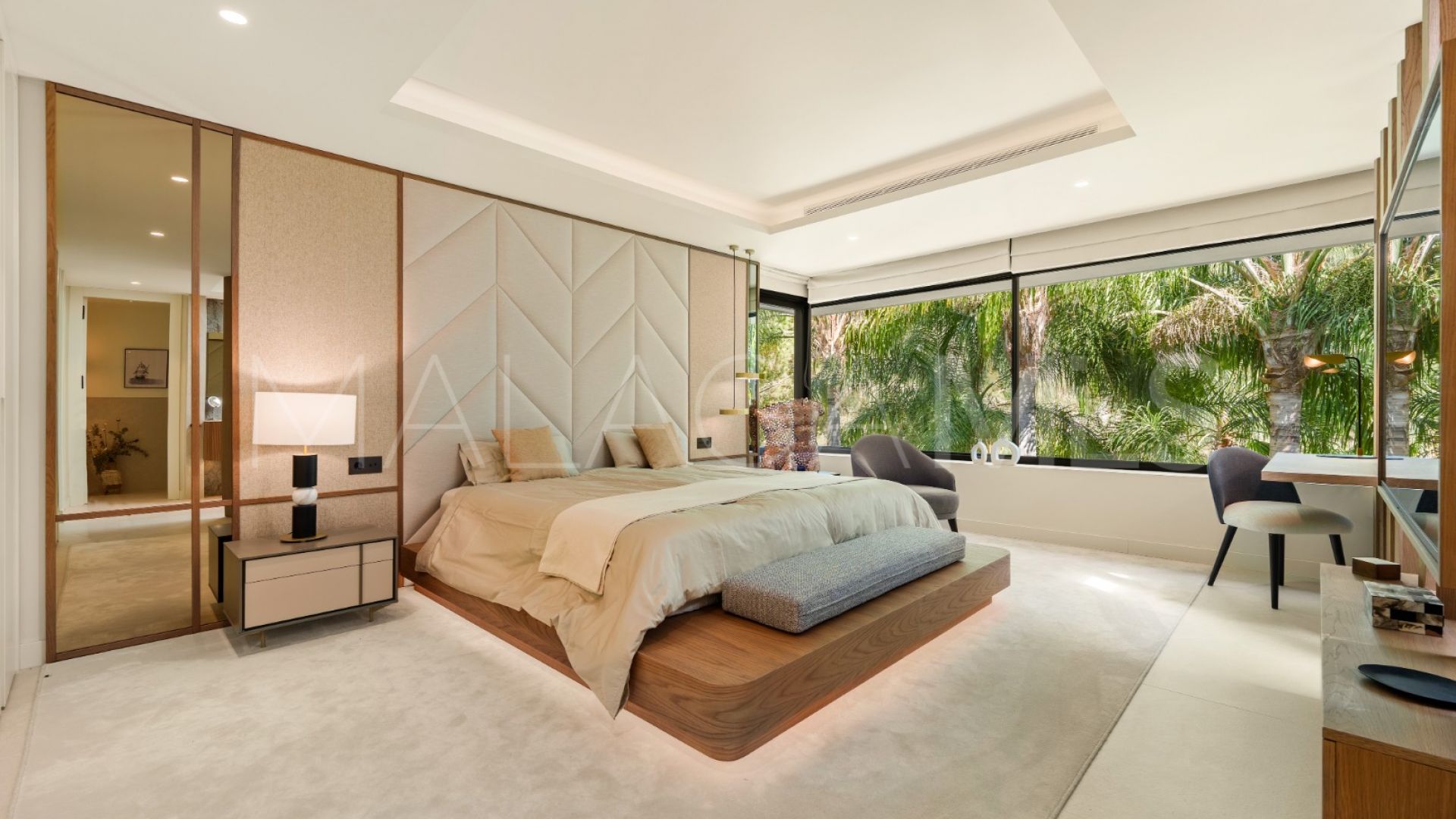 Las Chapas, villa de 5 bedrooms for sale