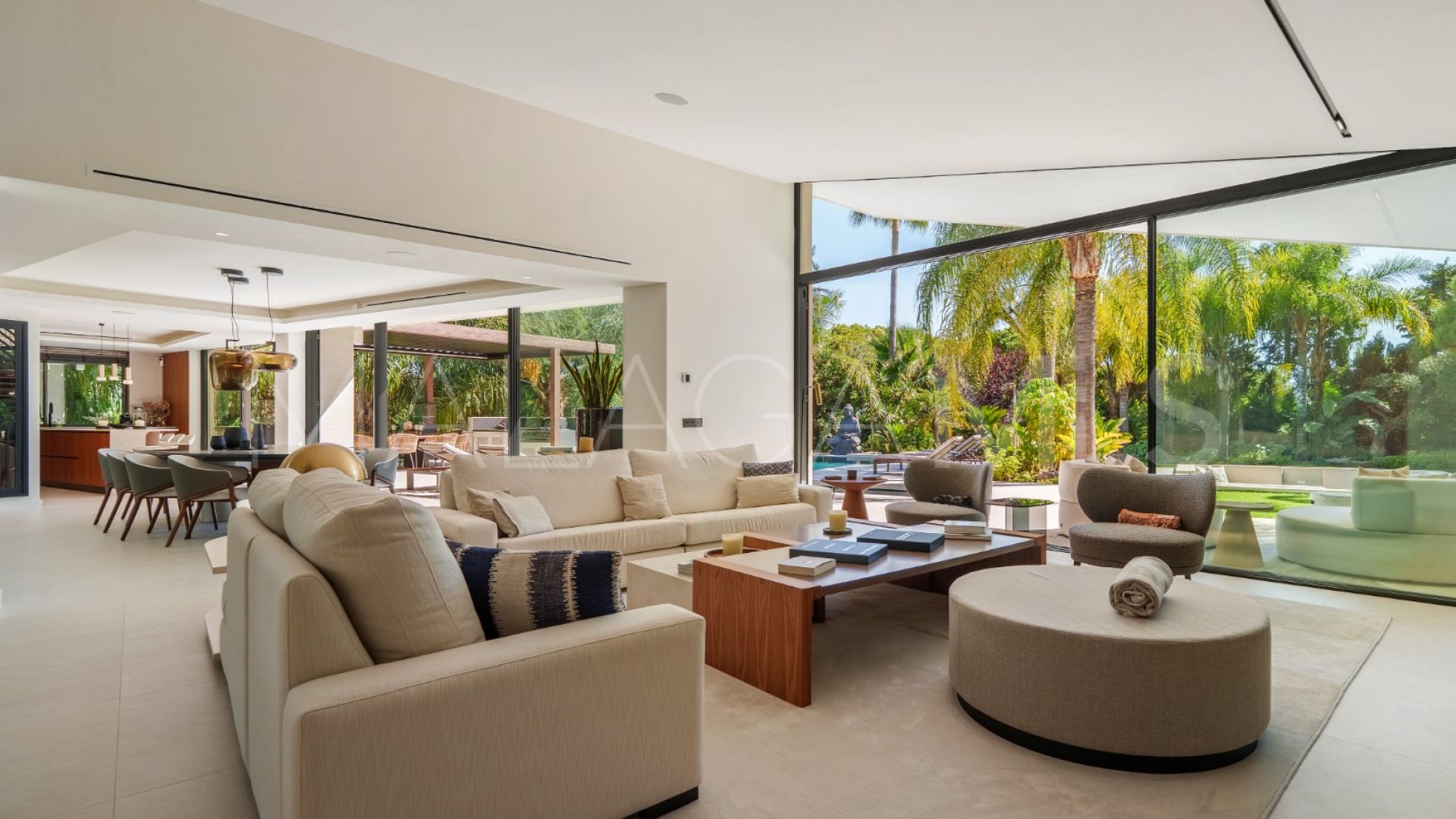 Las Chapas, villa de 5 bedrooms for sale