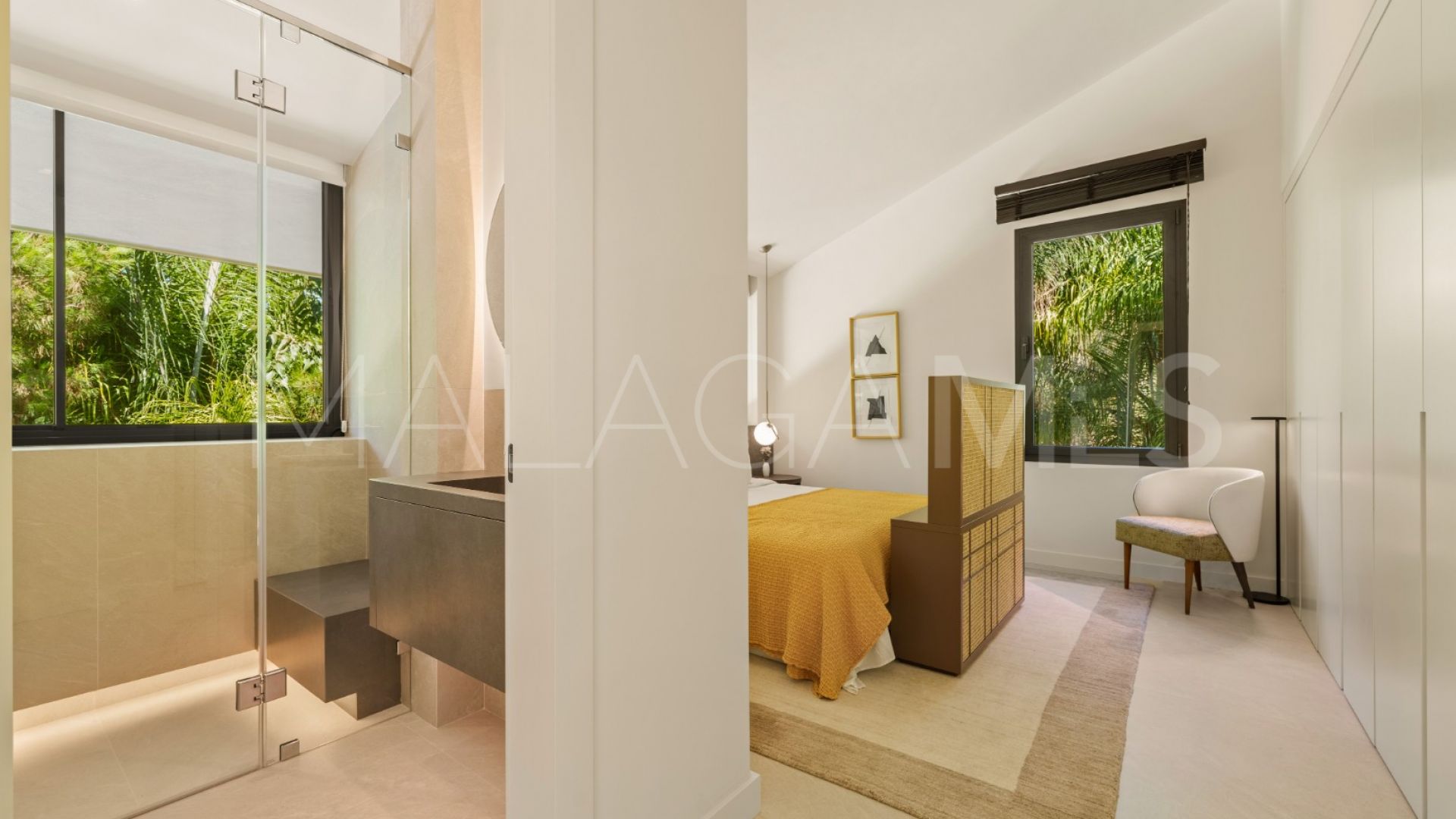 Las Chapas, villa de 5 bedrooms for sale