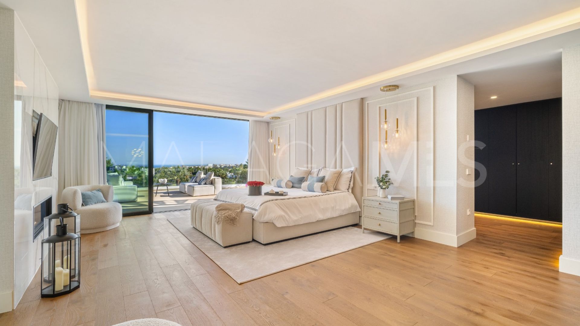 For sale Los Naranjos villa with 6 bedrooms